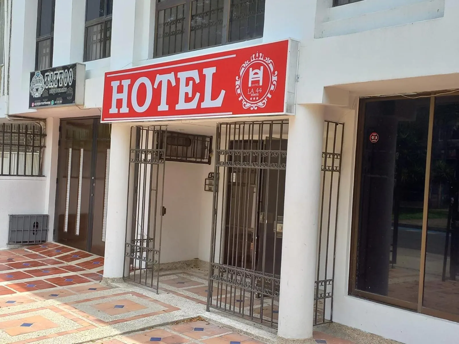 Property building in Hotel Ayenda La 44 Norte