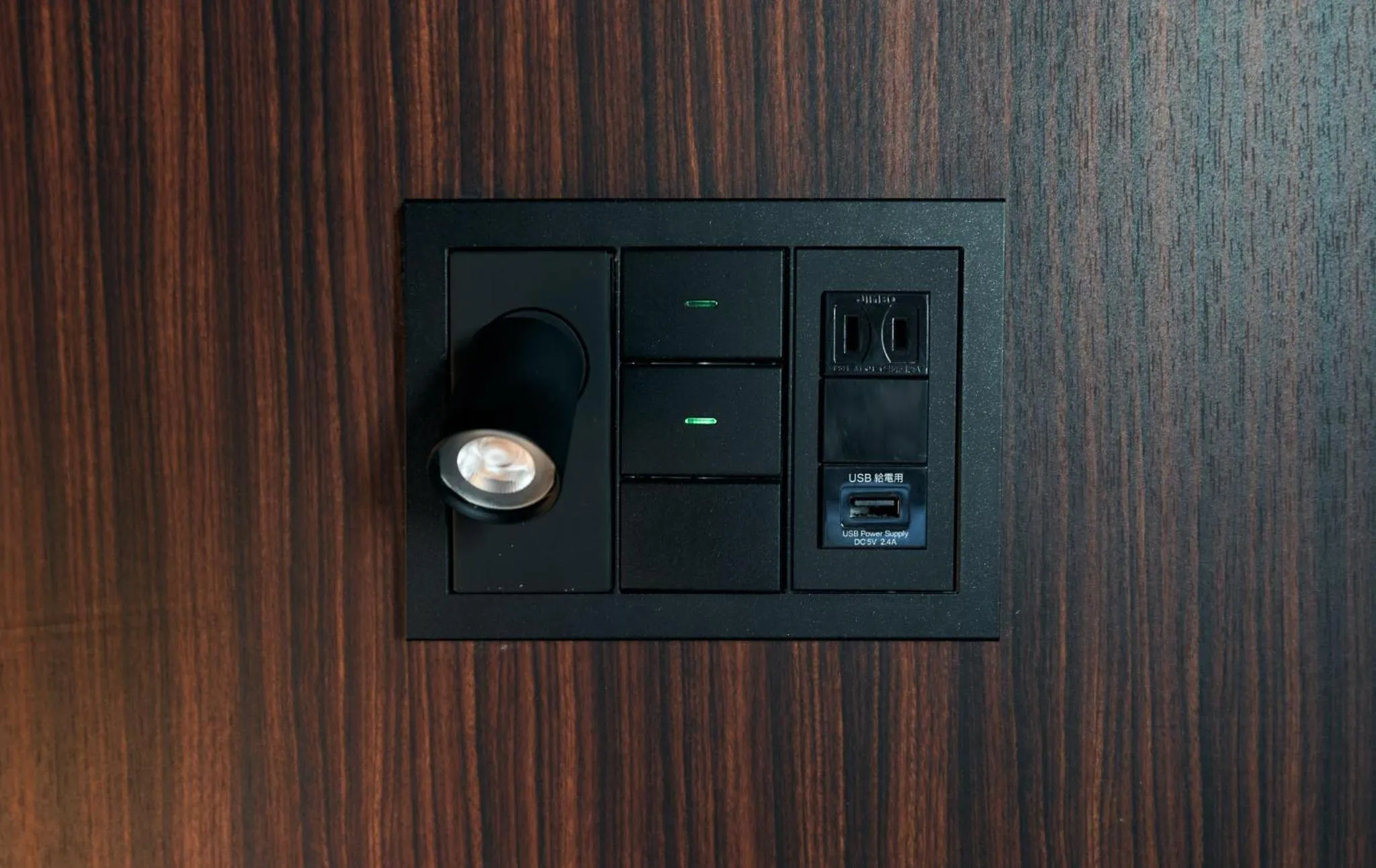 Rakuten STAY Kokura Station Standard Twin Room with counter table