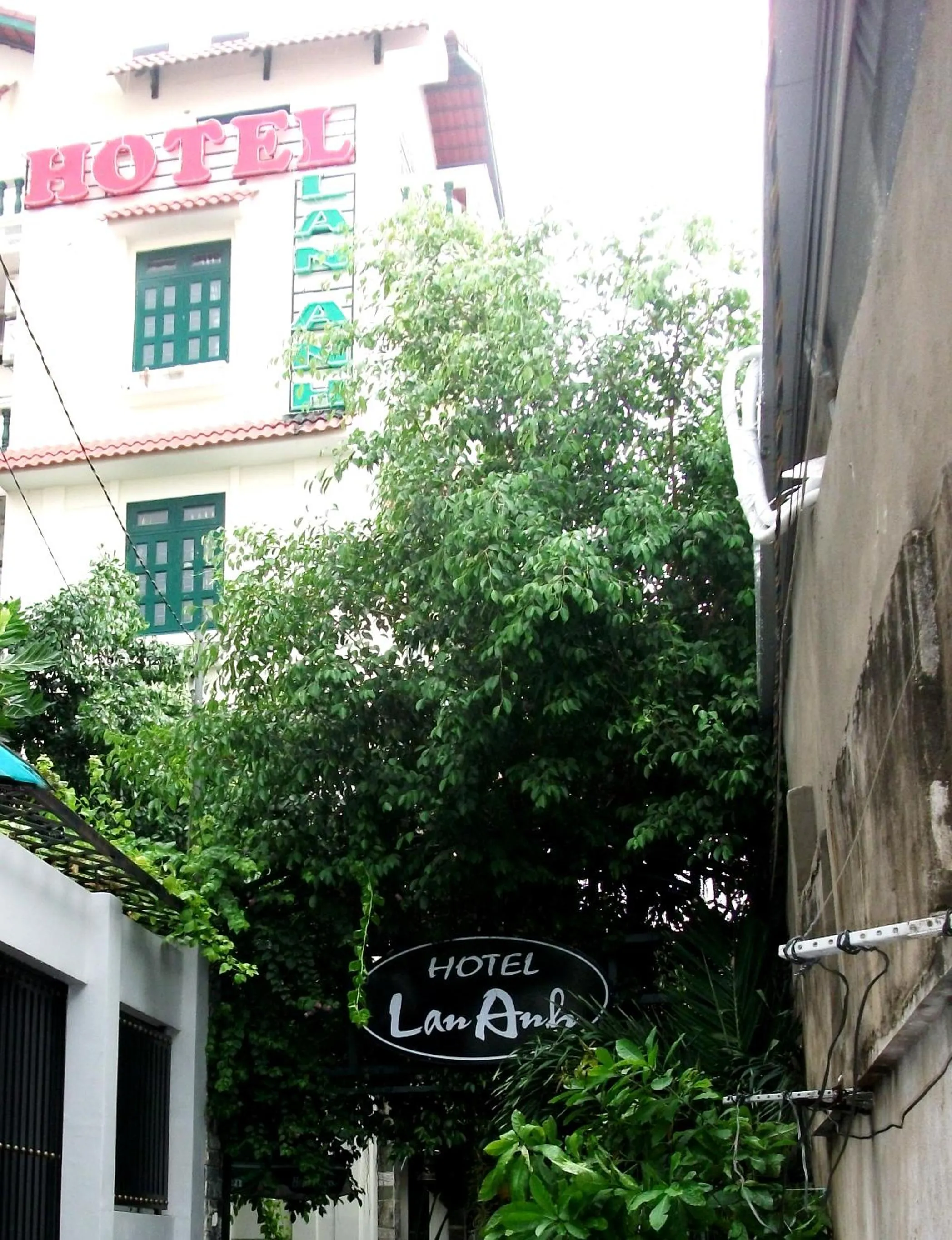 Property building in Lan Anh Hotel