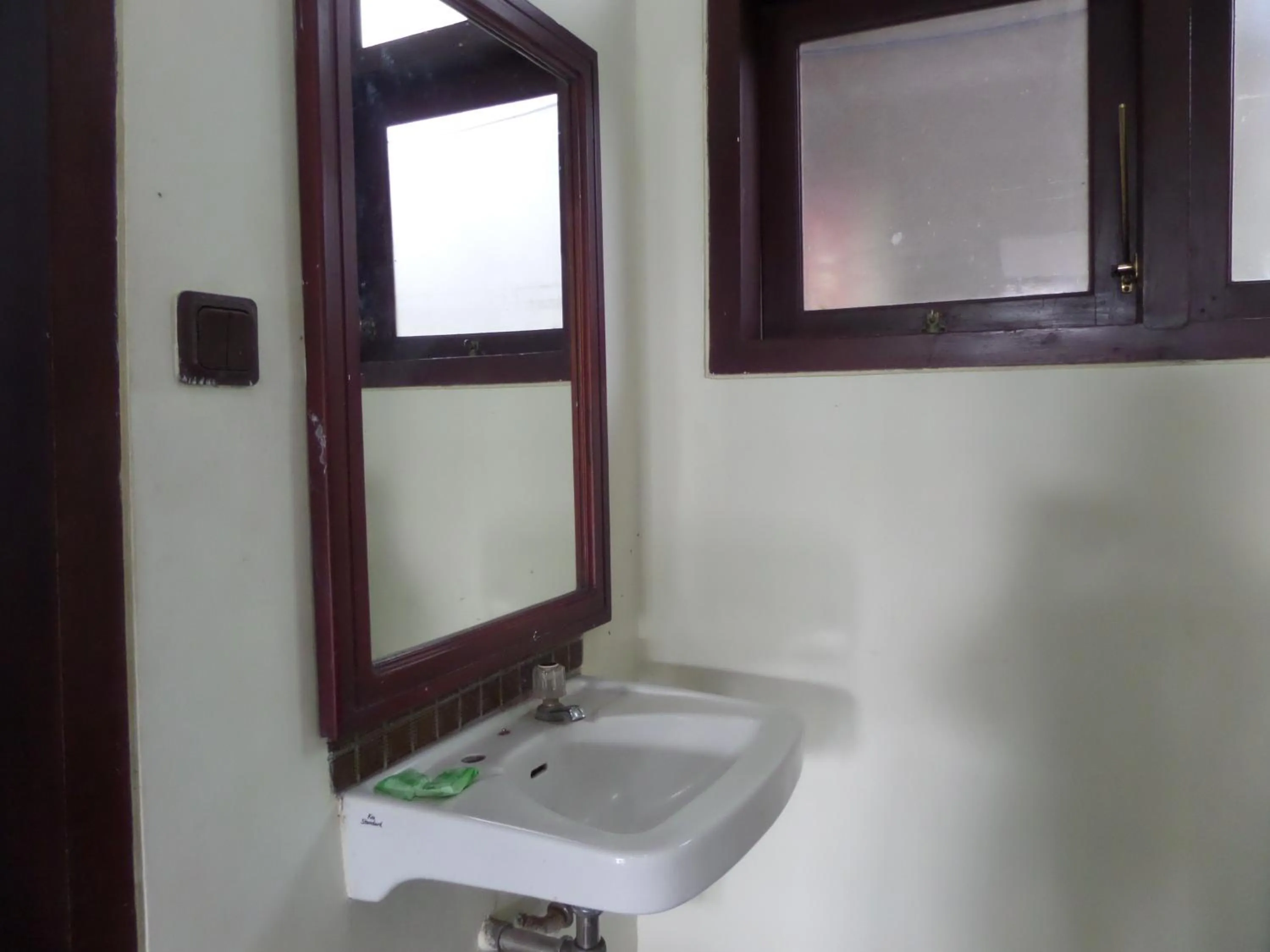 Bathroom in Sukapura Permai Hotel