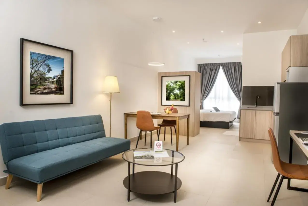 Deluxe Studio - single occupancy in The Signature Serviced Suites & Office Puchong Deluxe Studio - single occupancy in The Signature Serviced Suites & Office Puchong