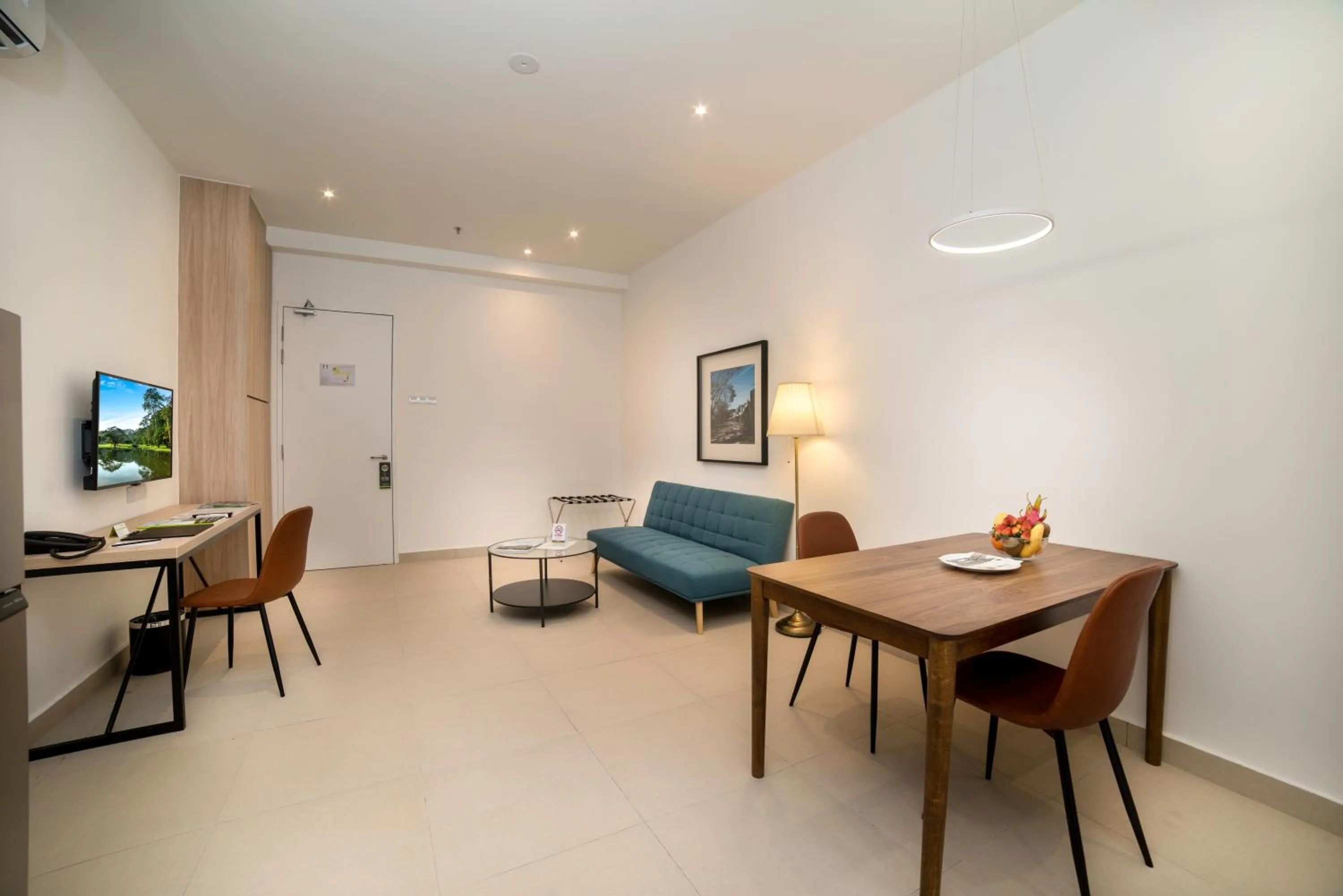 The Signature Serviced Suites & Office Puchong