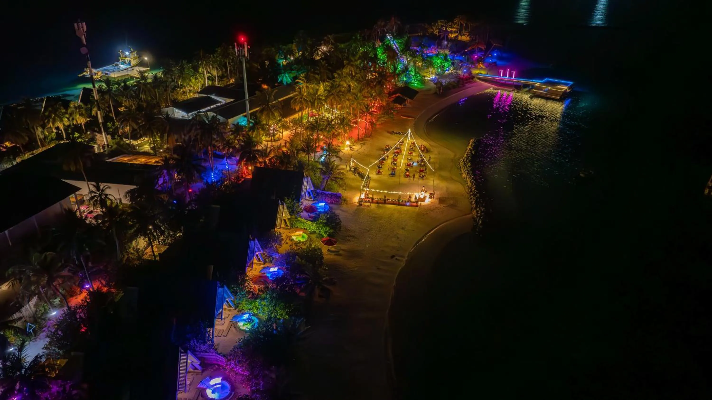 Bird's eye view in Oaga Art Resort Maldives - Greatest All Inclusive Plan with Free Speedboat Round-trip