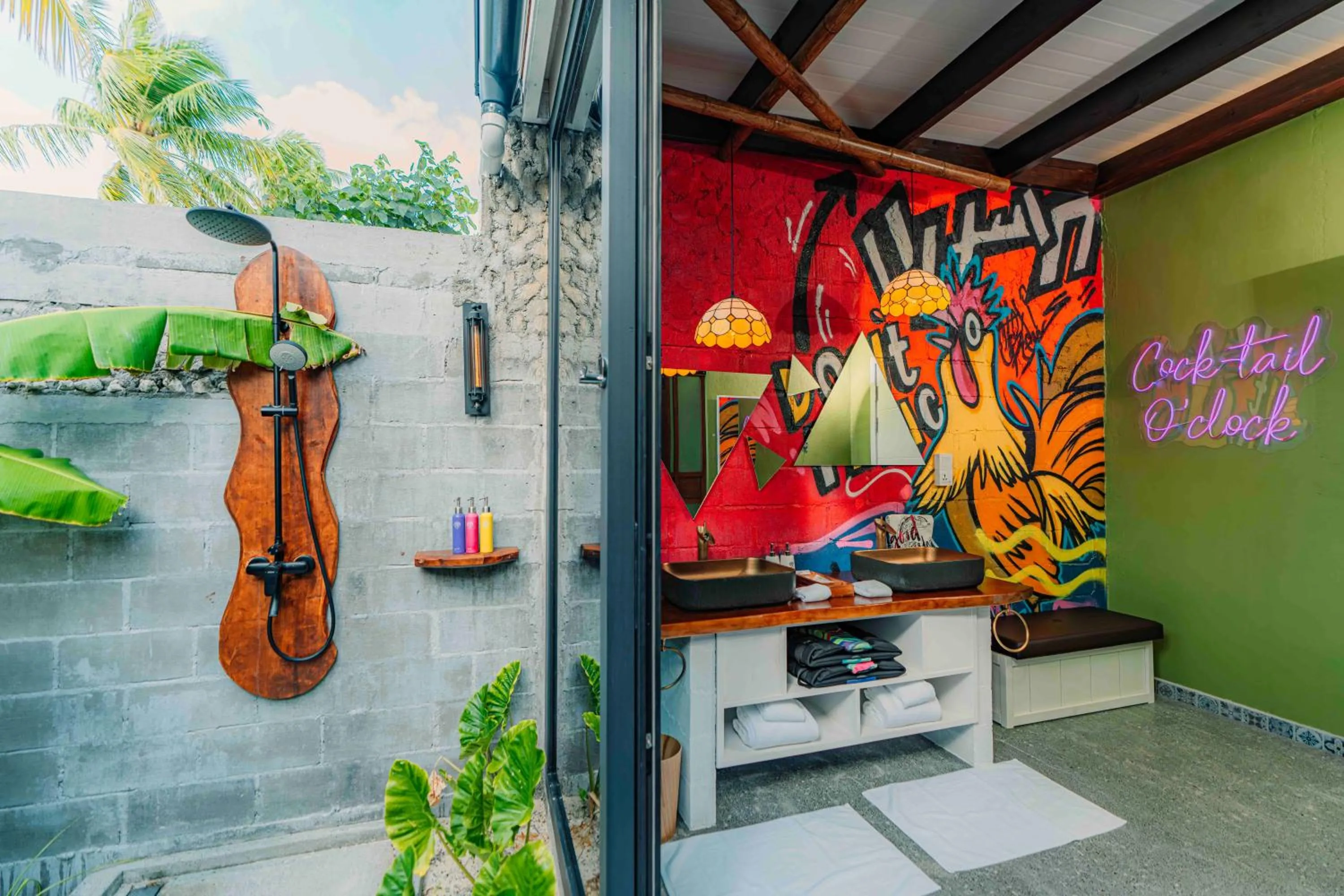 Shower in Oaga Art Resort Maldives - Greatest All Inclusive Plan with Free Speedboat Round-trip