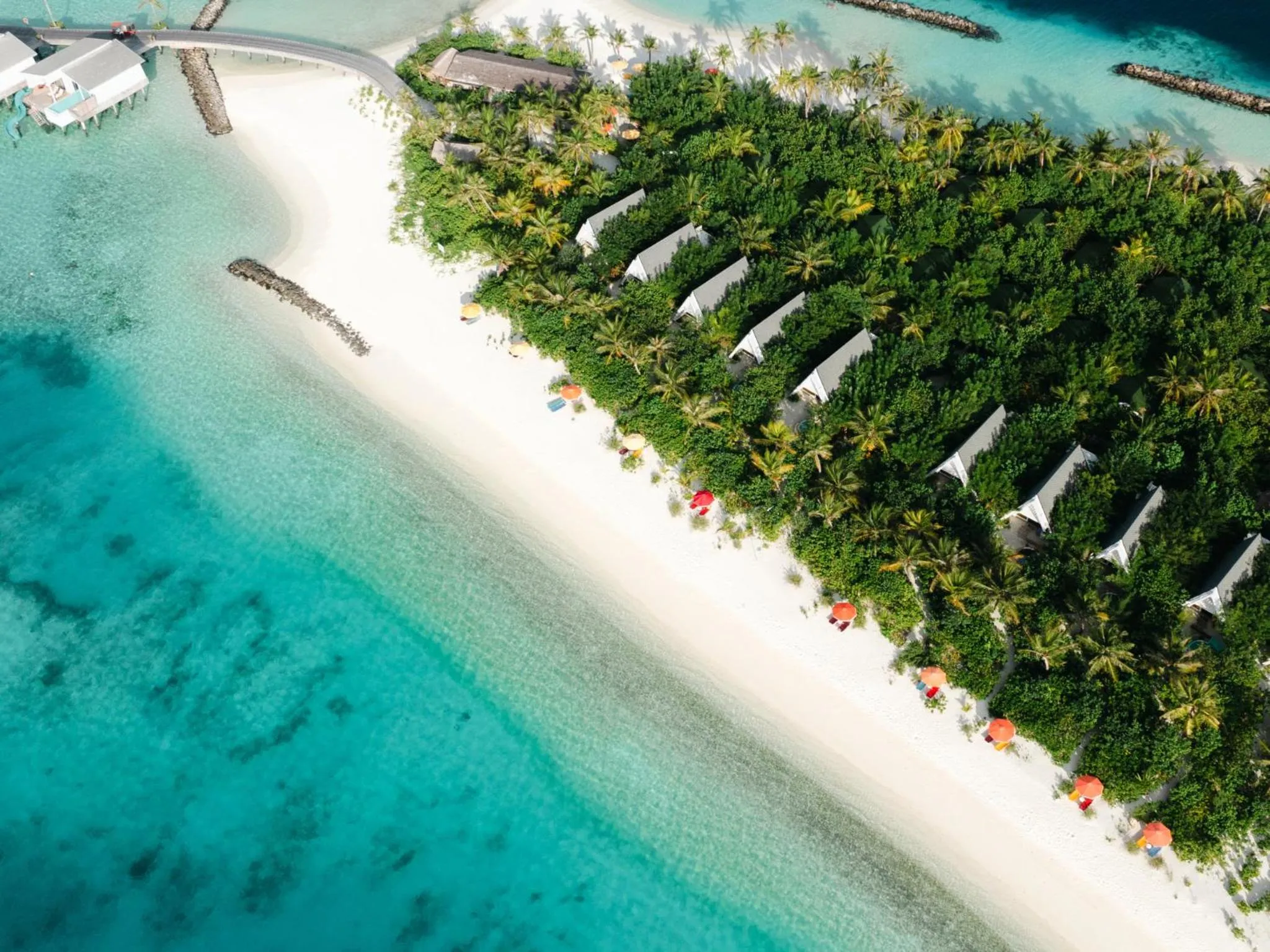 Property building in Oaga Art Resort Maldives - Greatest All Inclusive Plan with Free Speedboat Round-trip