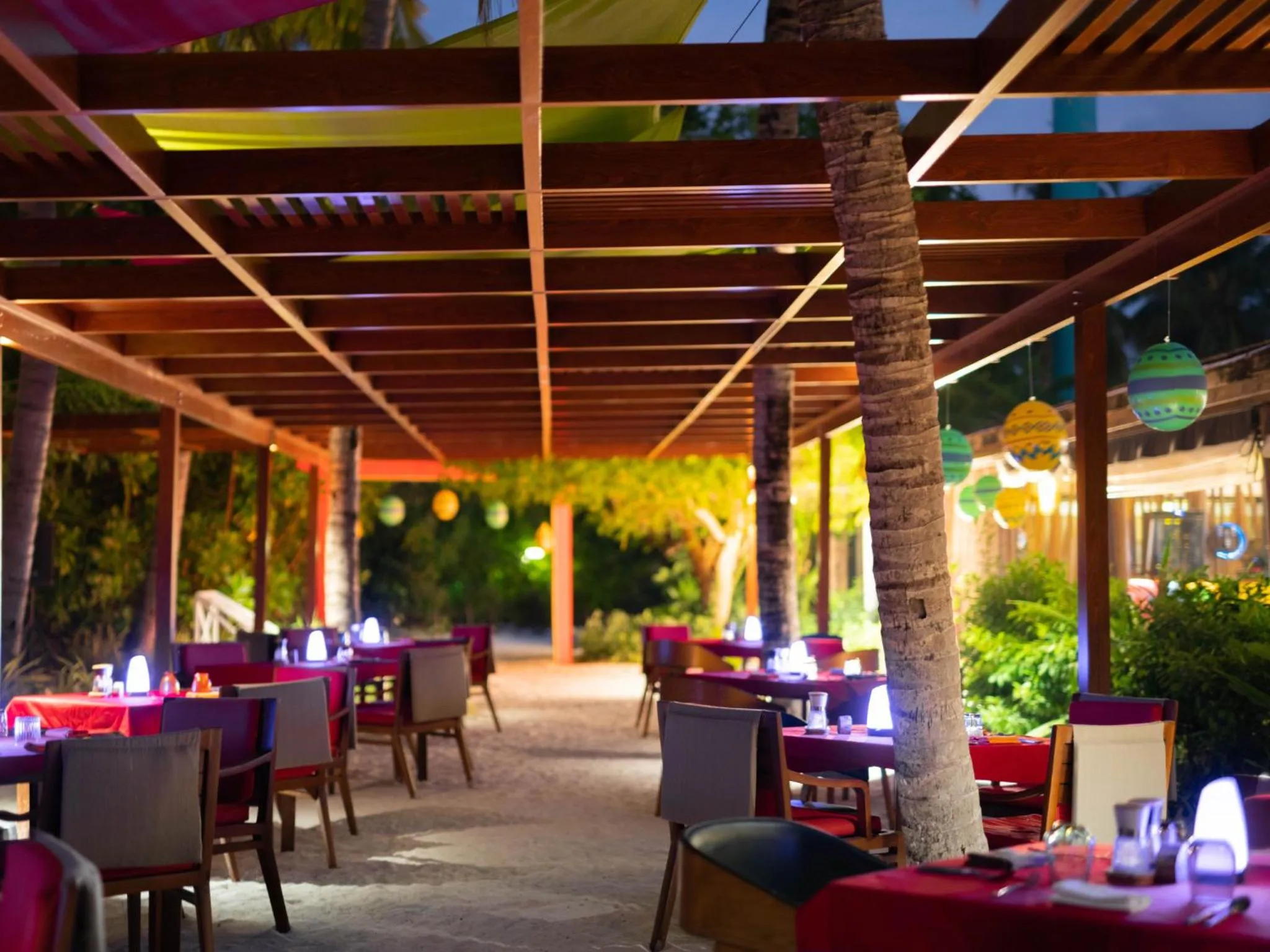 Restaurant/places to eat in Oaga Art Resort Maldives - Greatest All Inclusive Plan with Free Speedboat Round-trip