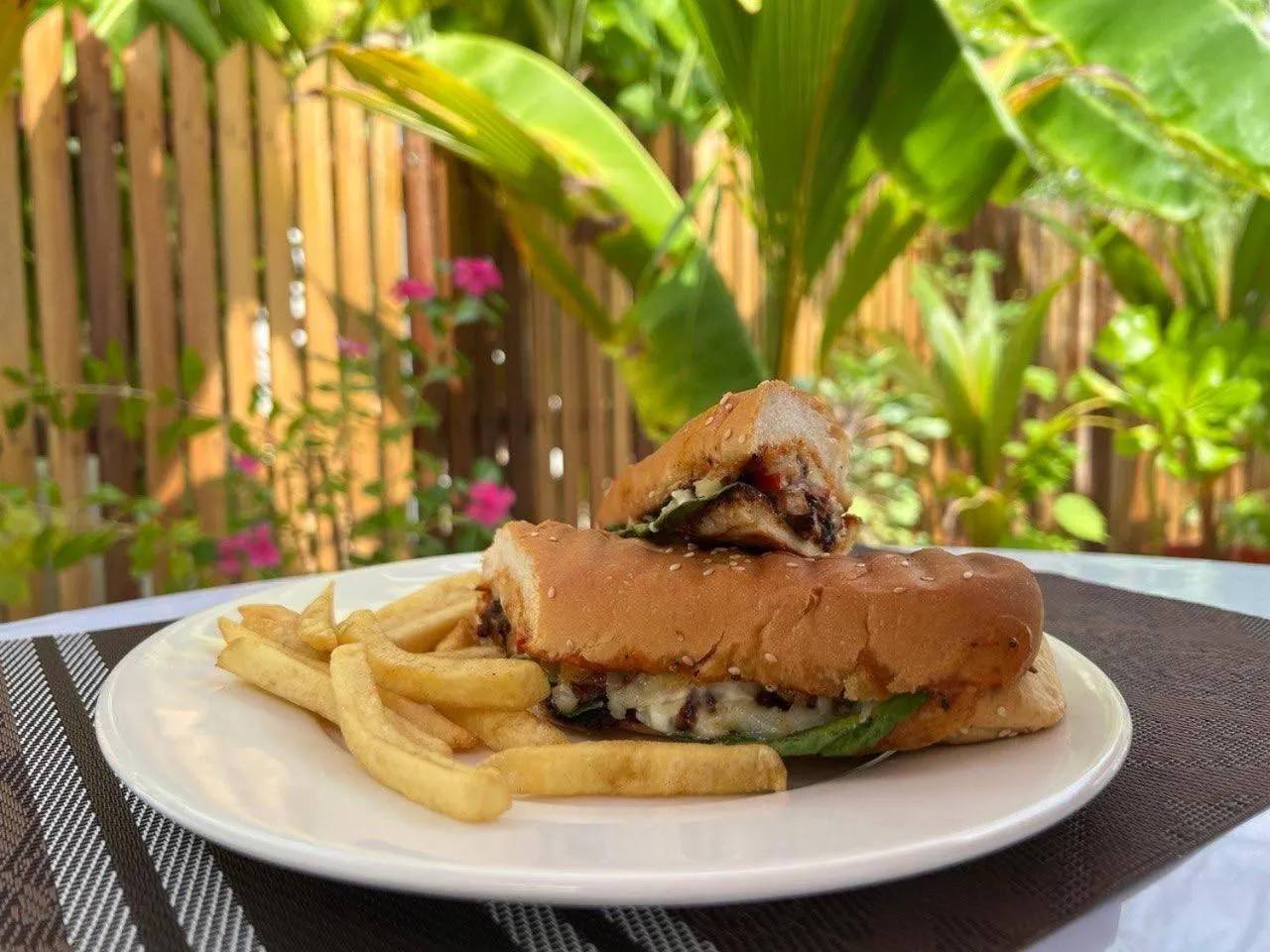 Restaurant/places to eat in Gaskara Guesthouse