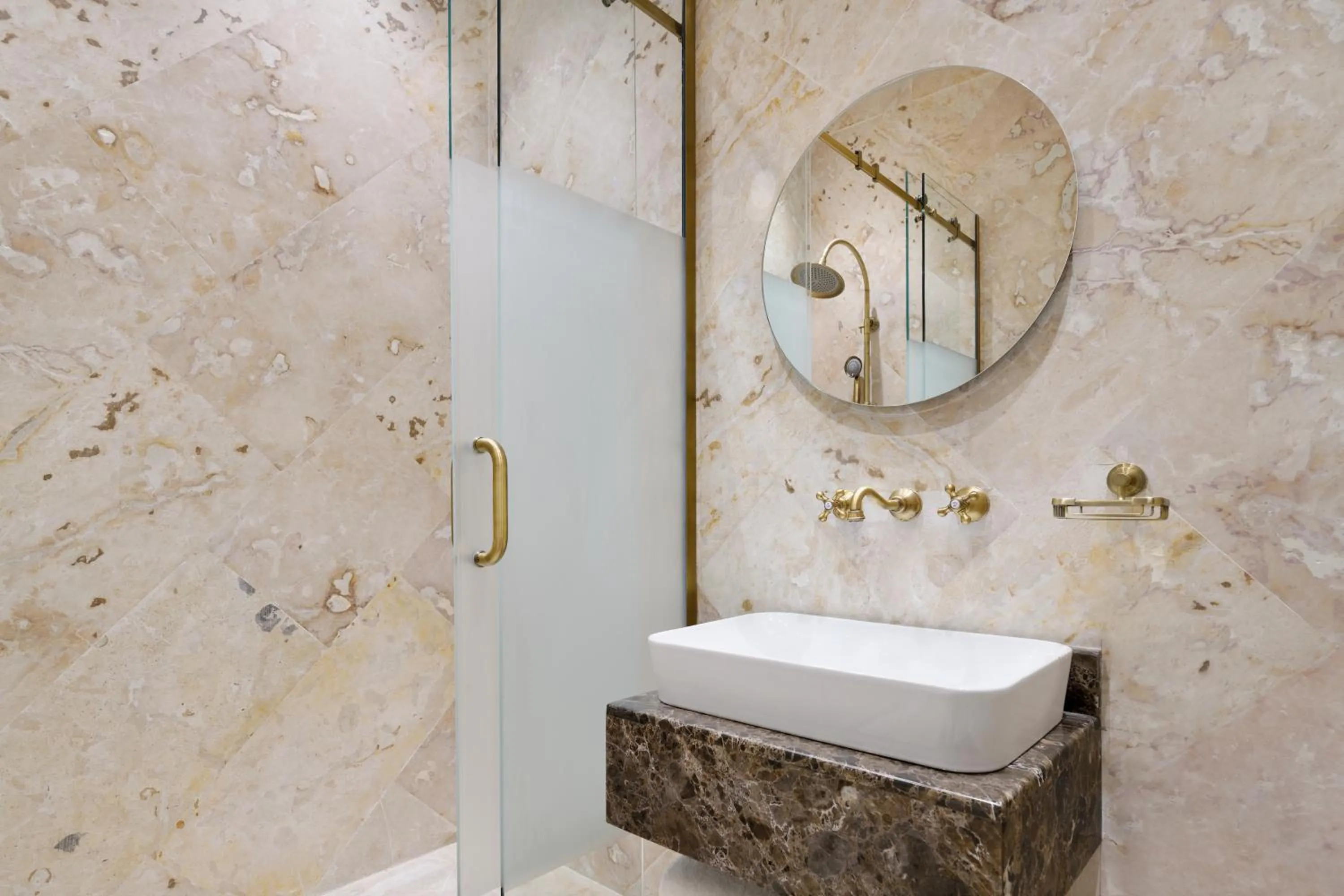 Bathroom in Al Samriya Hotel, Doha, Autograph Collection