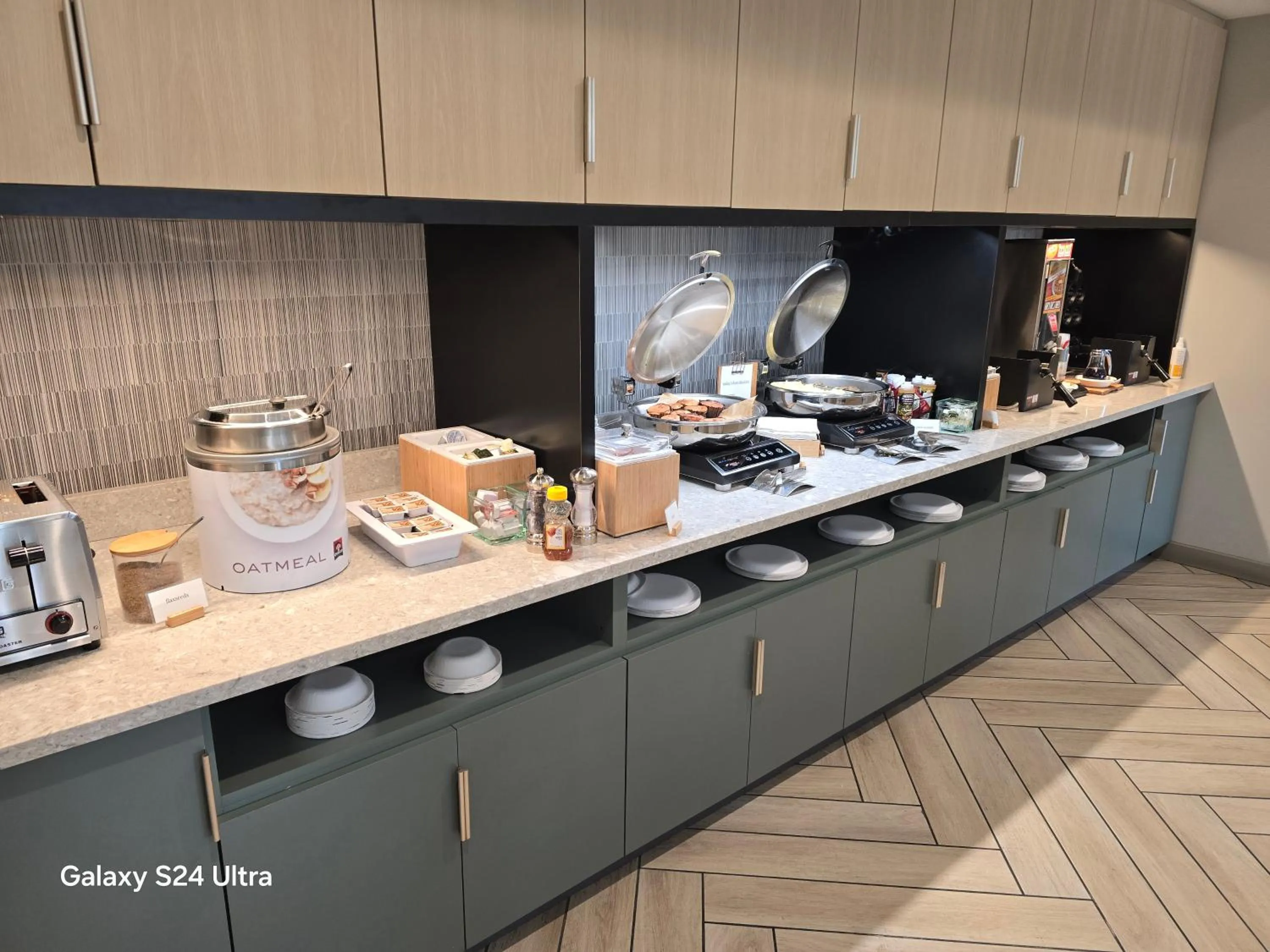 Breakfast in TownePlace Suites by Marriott Ocala