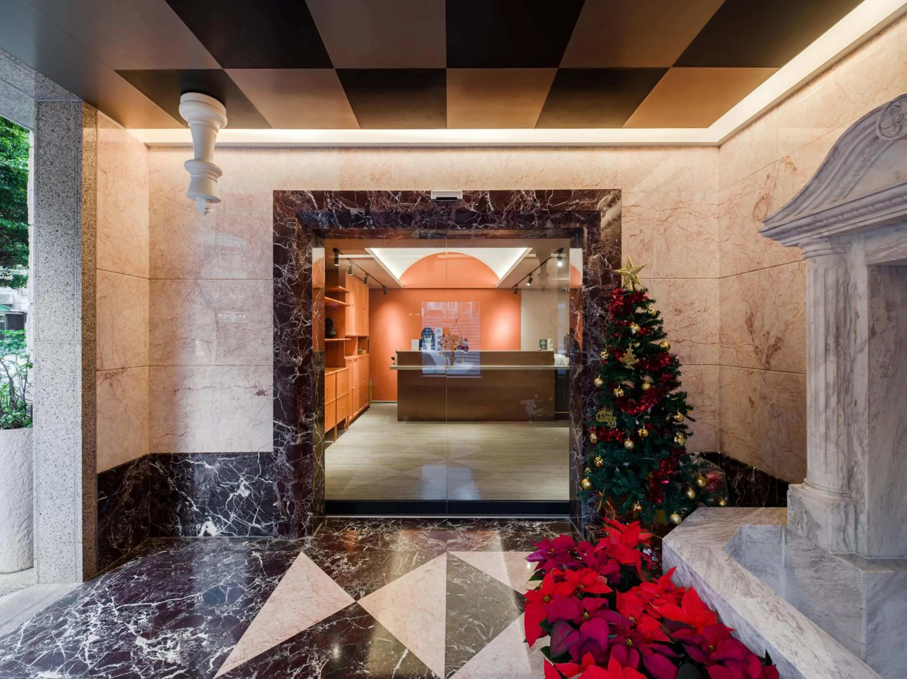 Facade/entrance in Archess Hotel