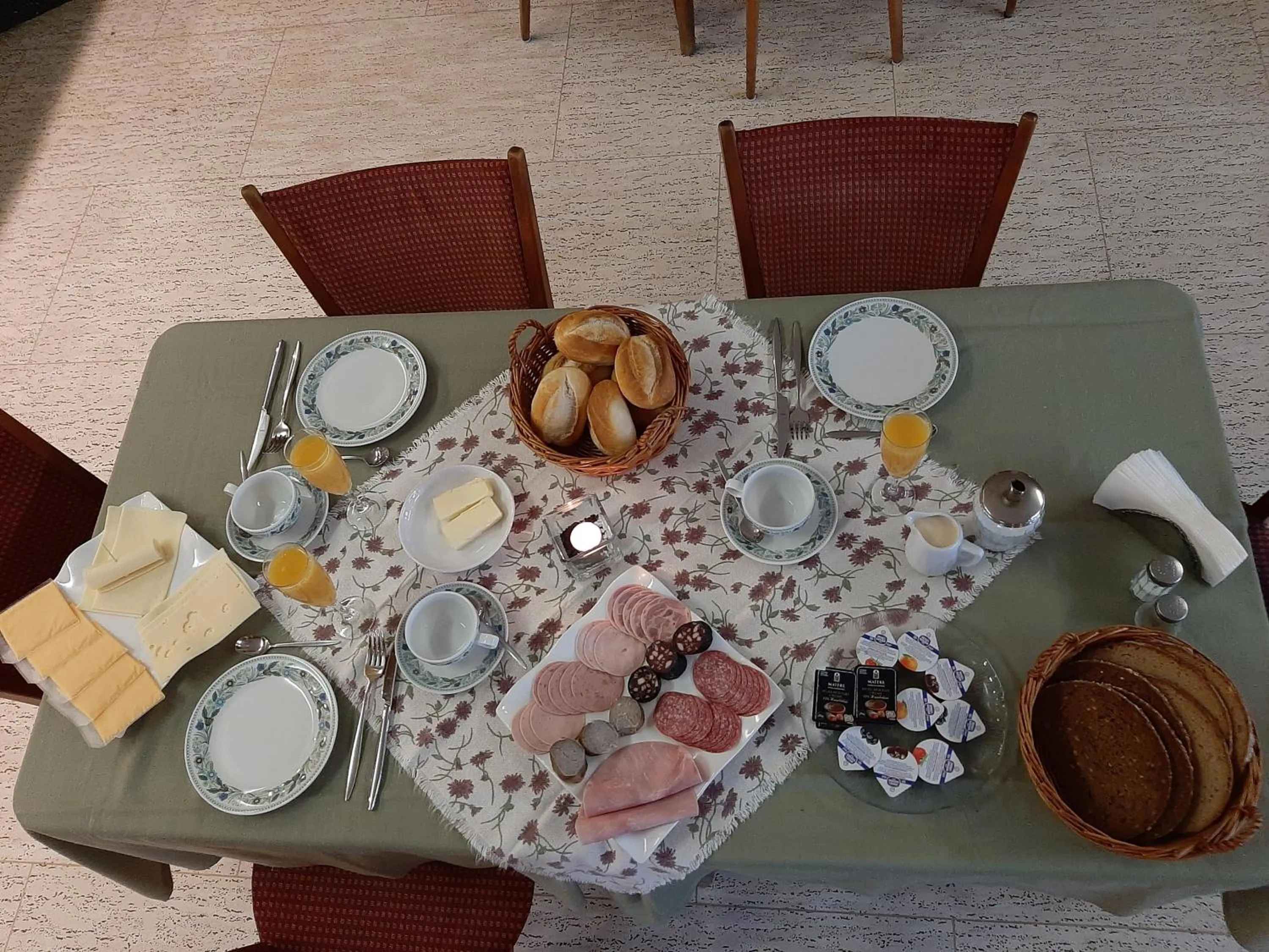 Restaurant/places to eat in Gasthaus Pension Schumbert