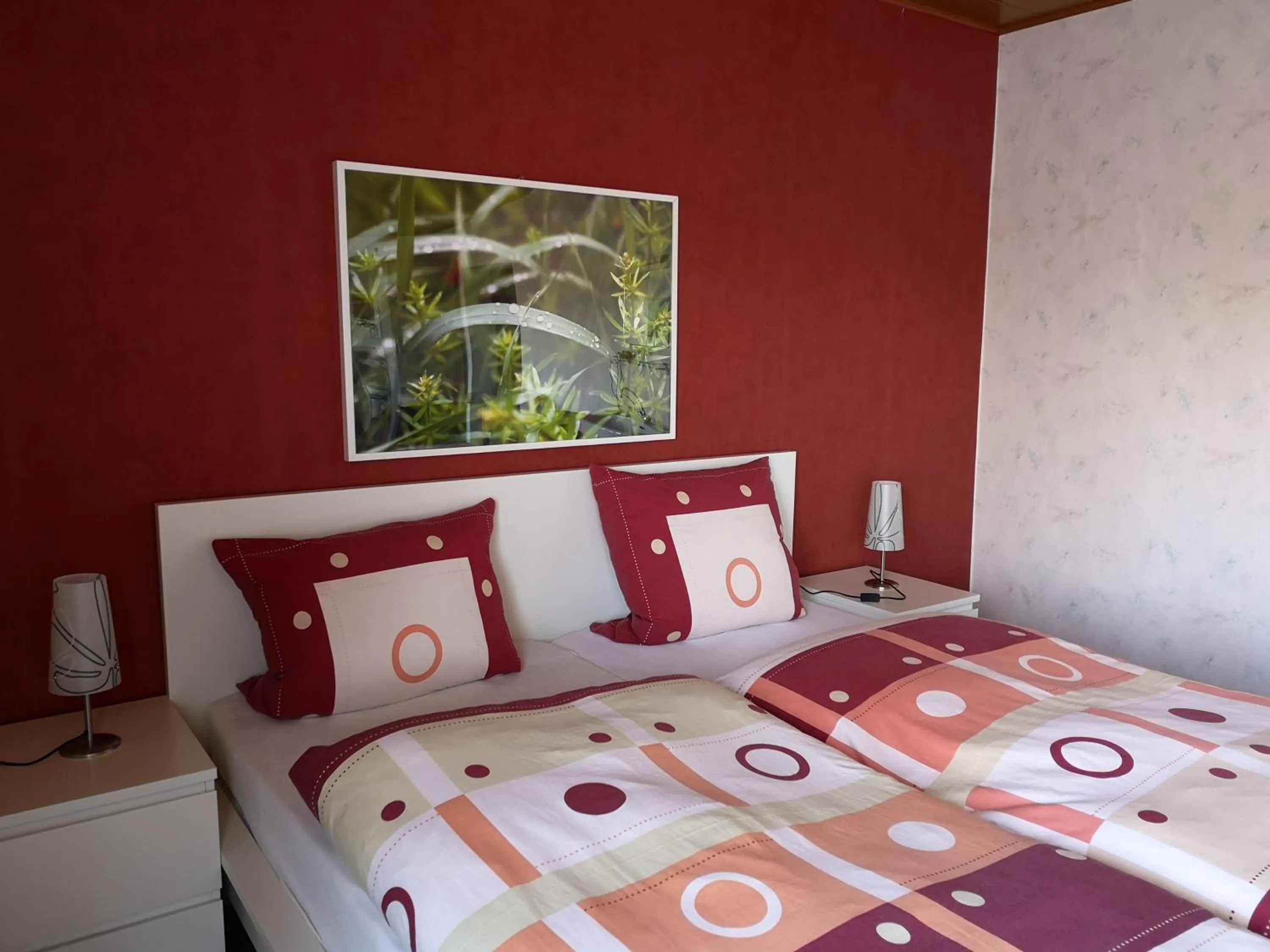 Photo of the whole room, Bed in Gasthaus Pension Schumbert