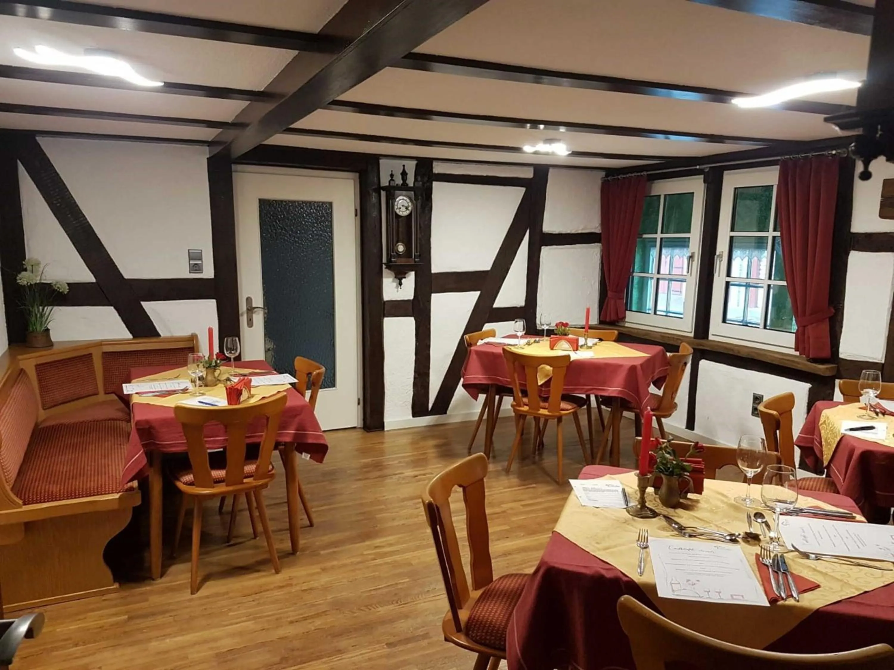 Restaurant/places to eat in Gasthaus Pension Schumbert