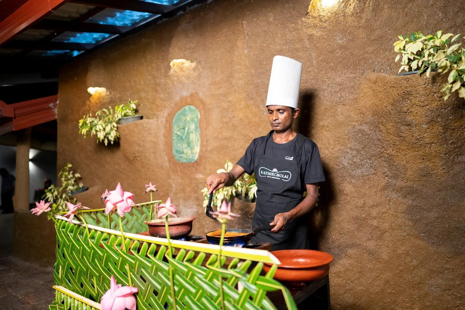 Staff in Kathircholai