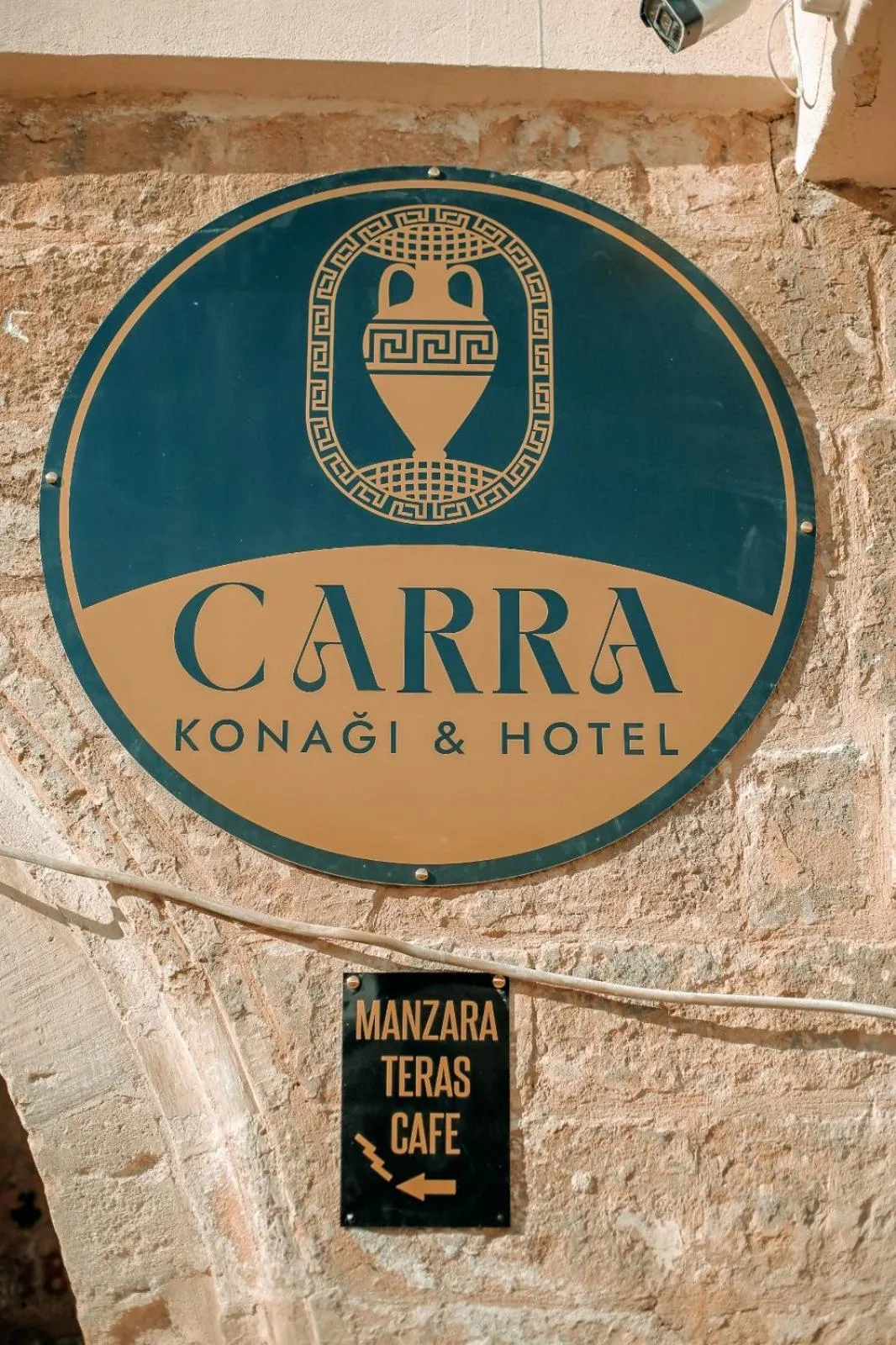 Day in CARRA KONAĞI