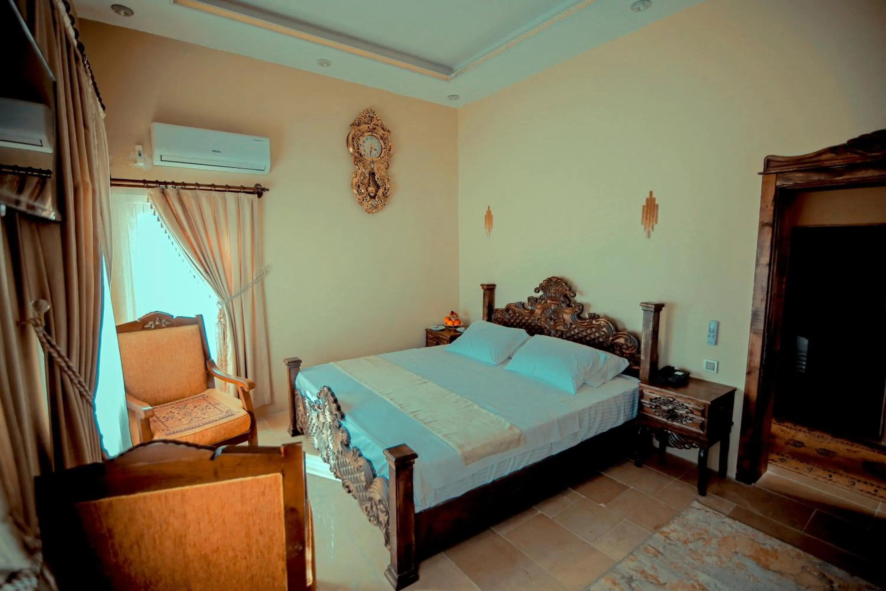 Bed in CARRA KONAĞI