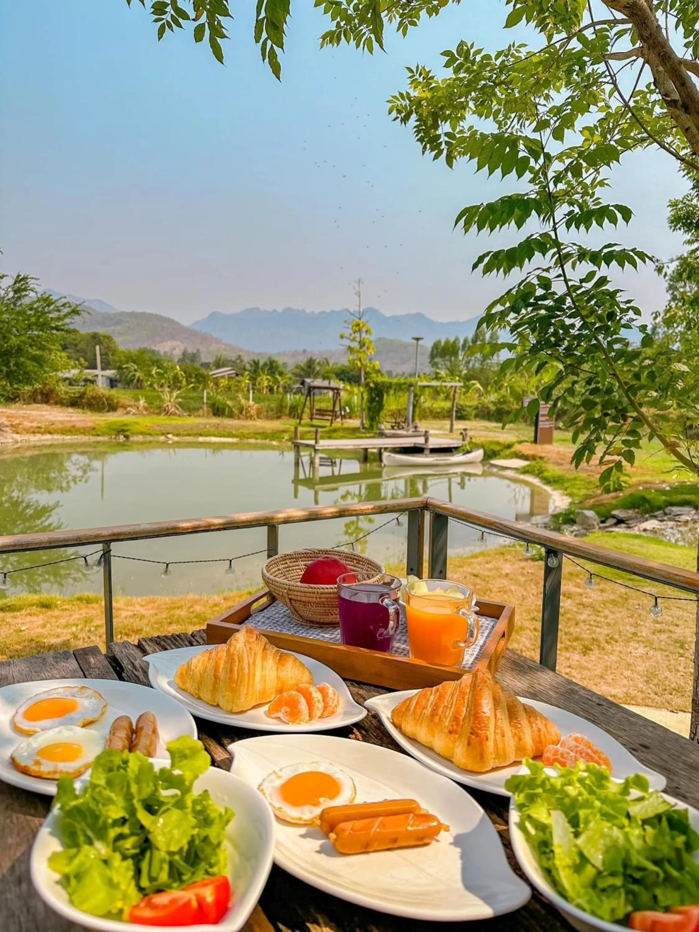 Breakfast in Nex Station Kanchanaburi