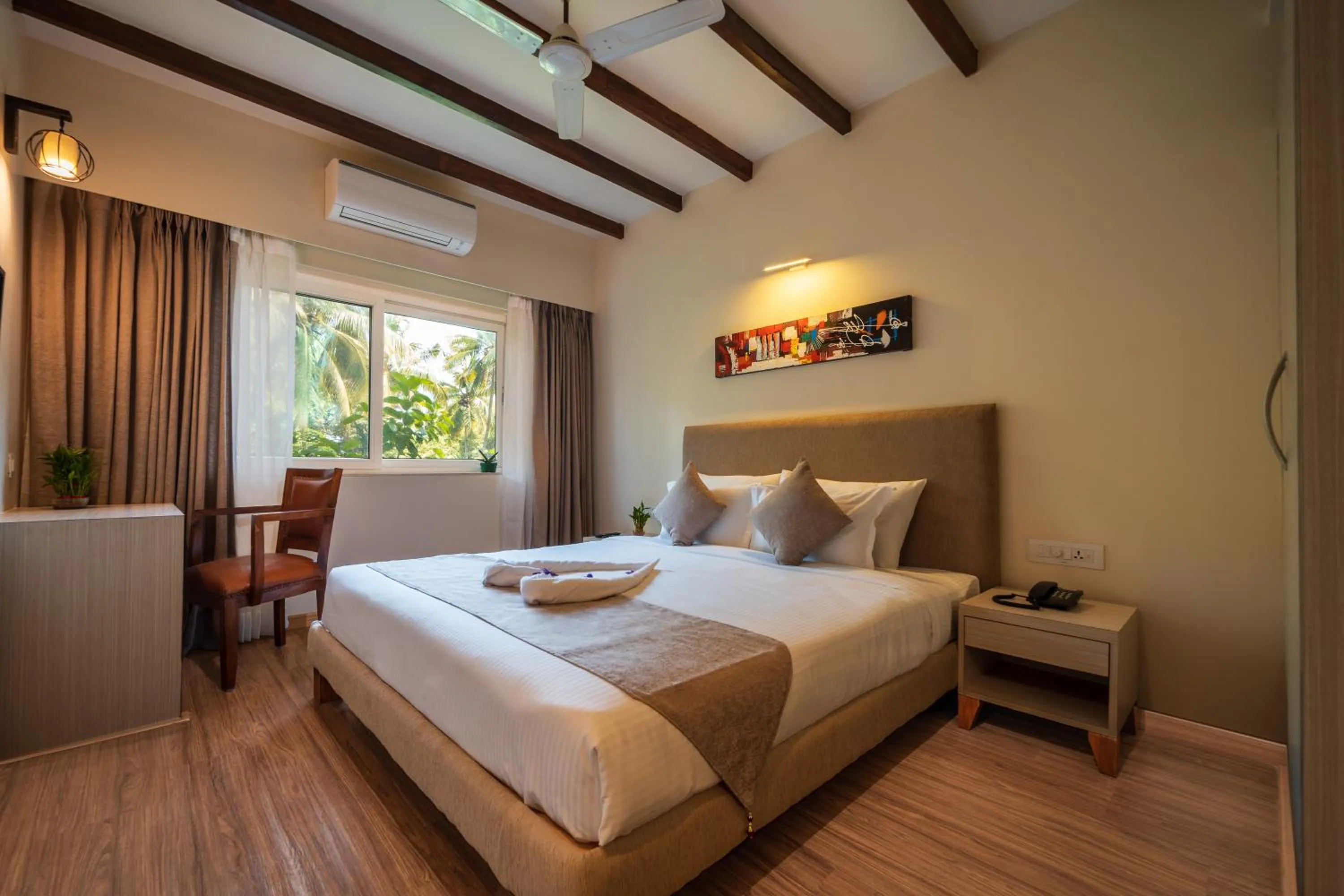 Bedroom, Bed in Evoke Premium Candolim, North Goa