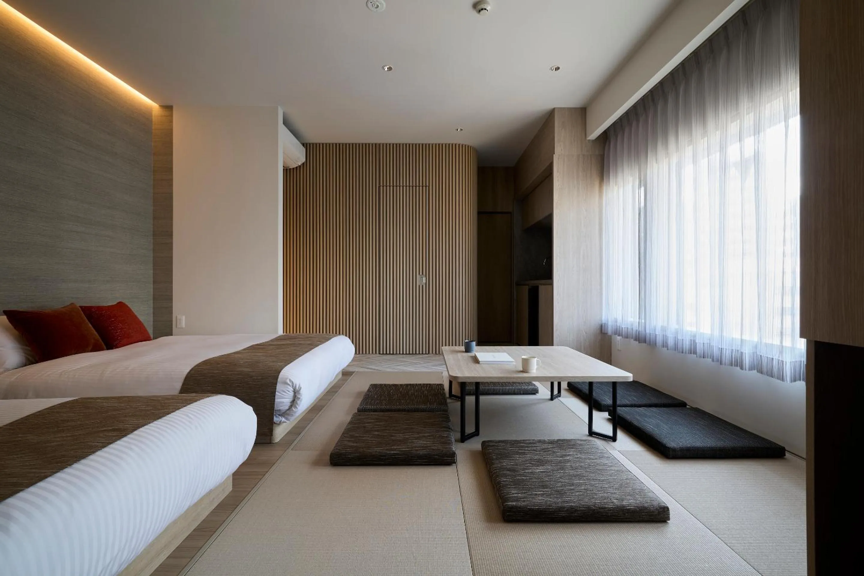 Photo of the whole room, Bed in fav HIROSHIMA HEIWAODORI