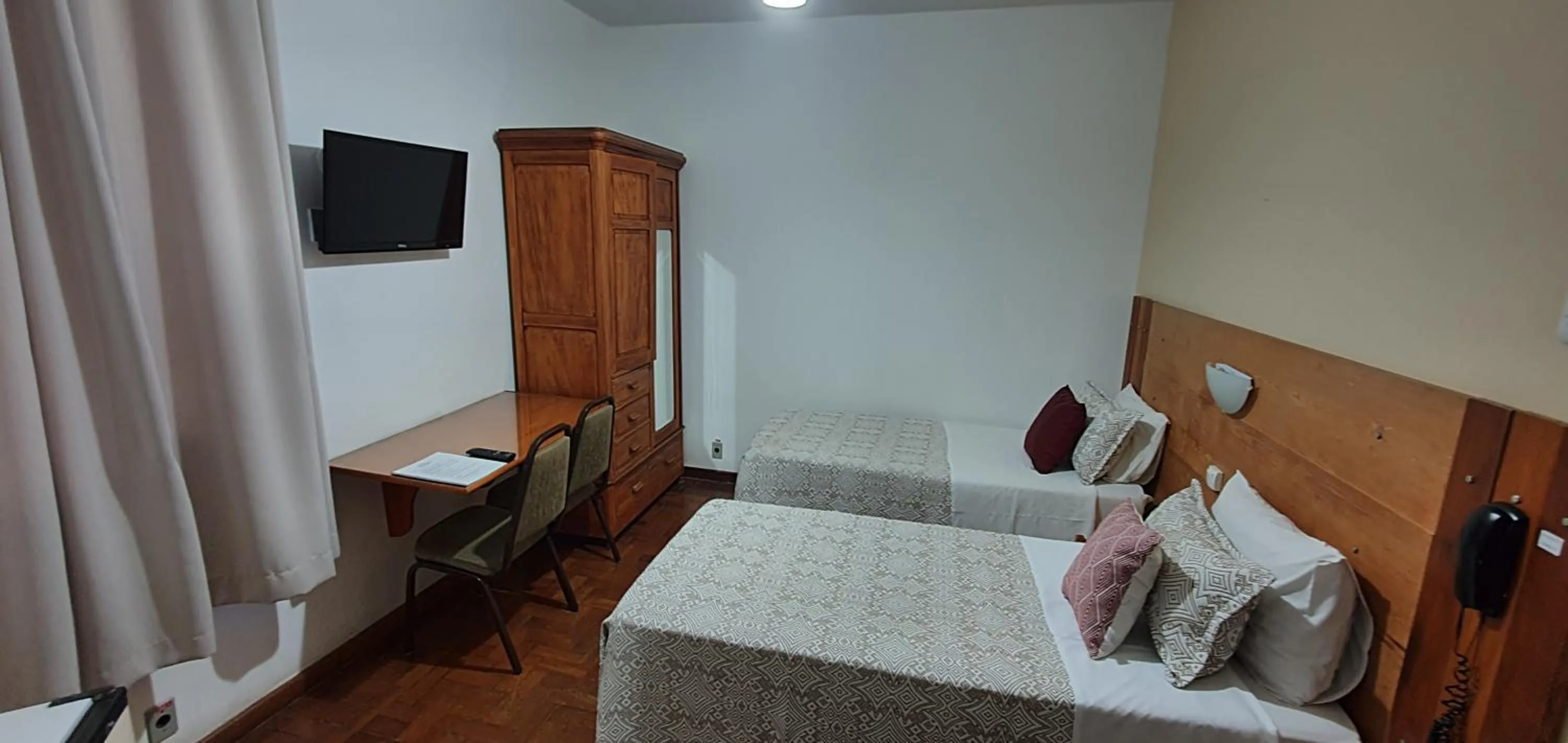 Photo of the whole room, Bed in Hotel São Paulo