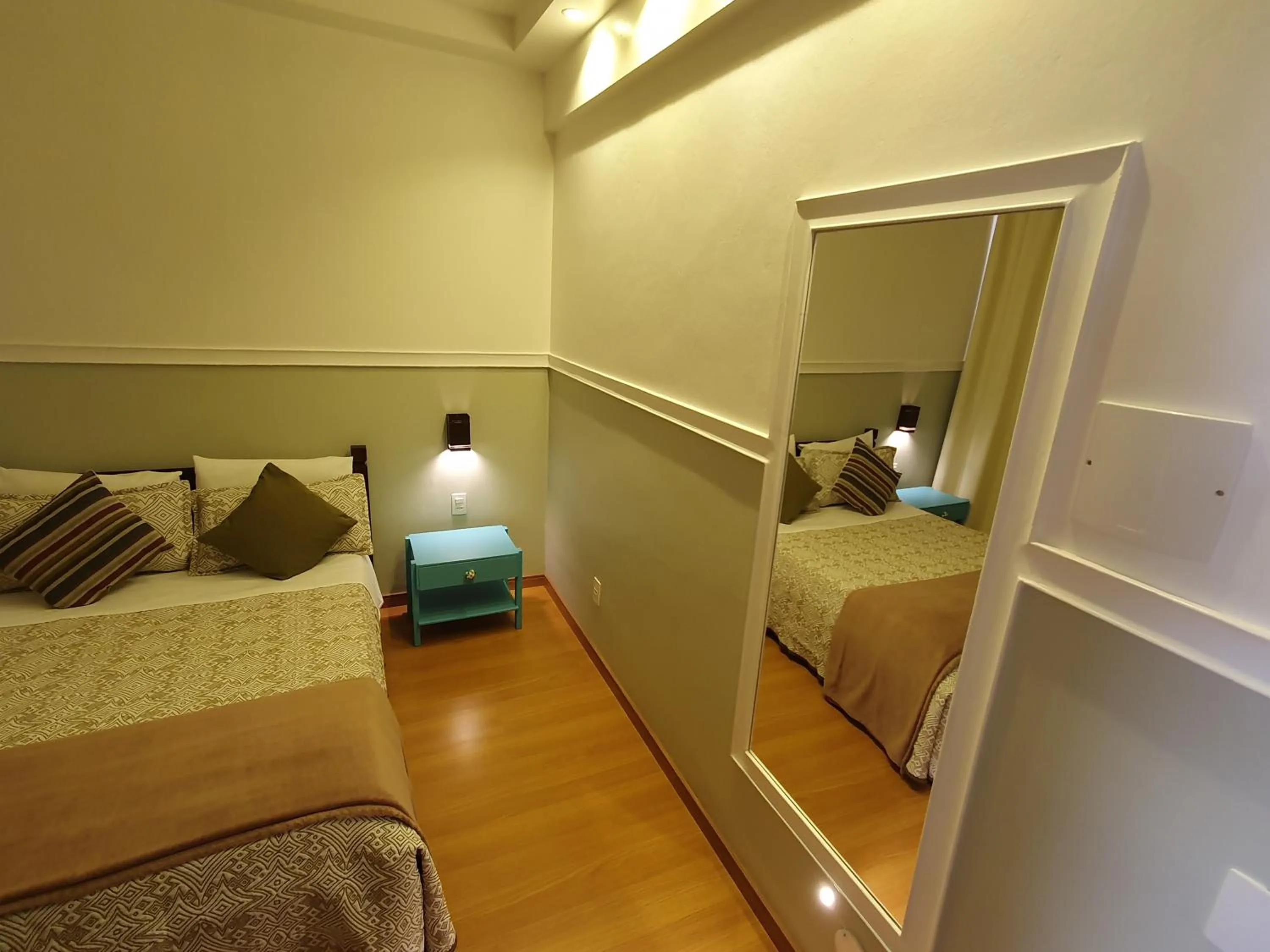 Photo of the whole room, Bed in Hotel São Paulo