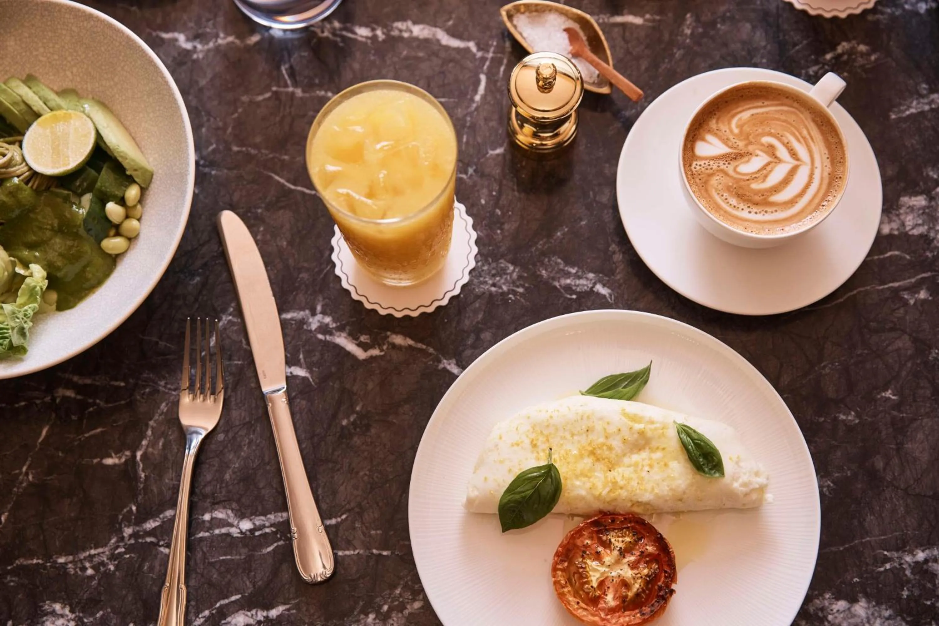 Food and drinks in Hotel Telegraph