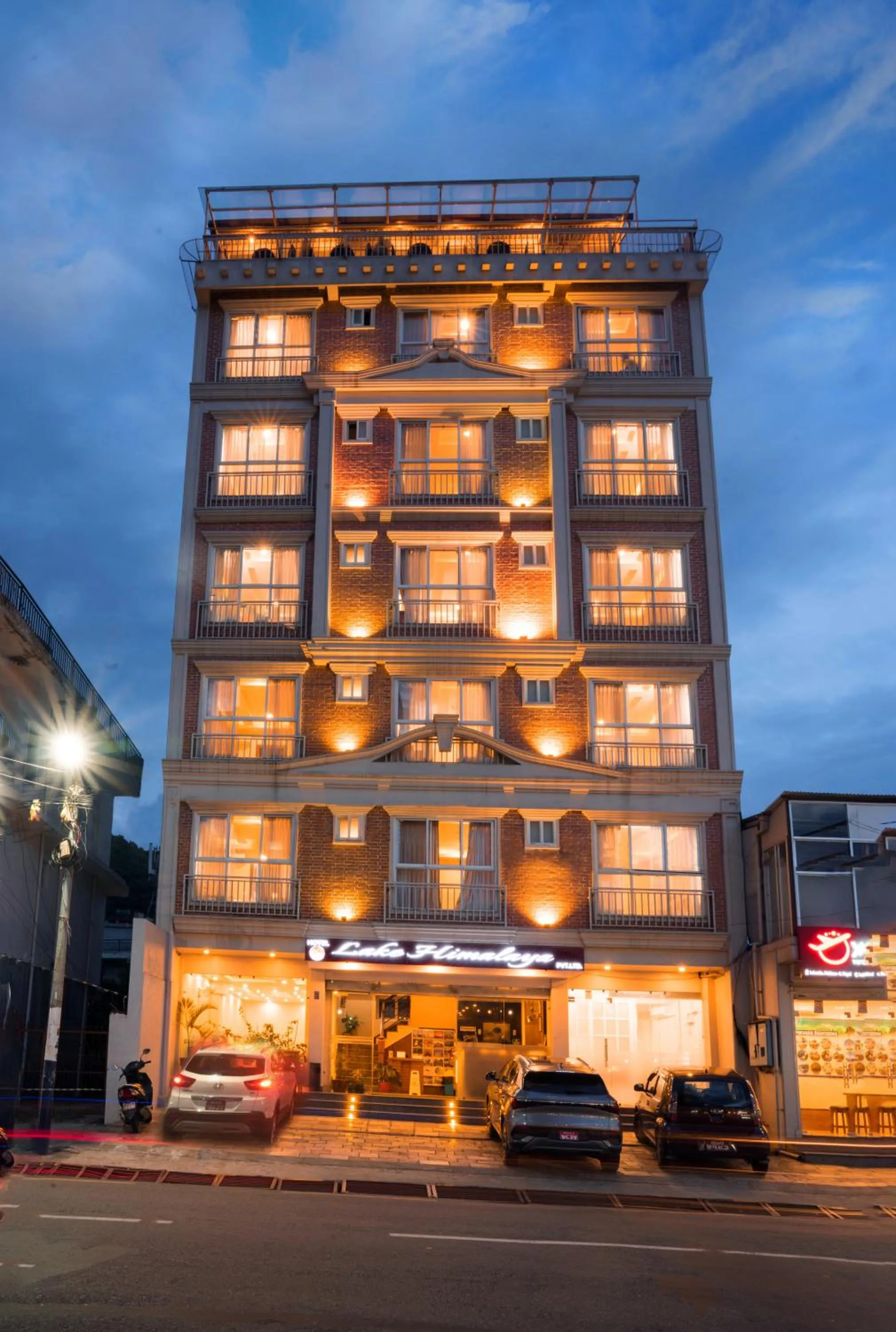 Property building in Hotel Lake Himalaya