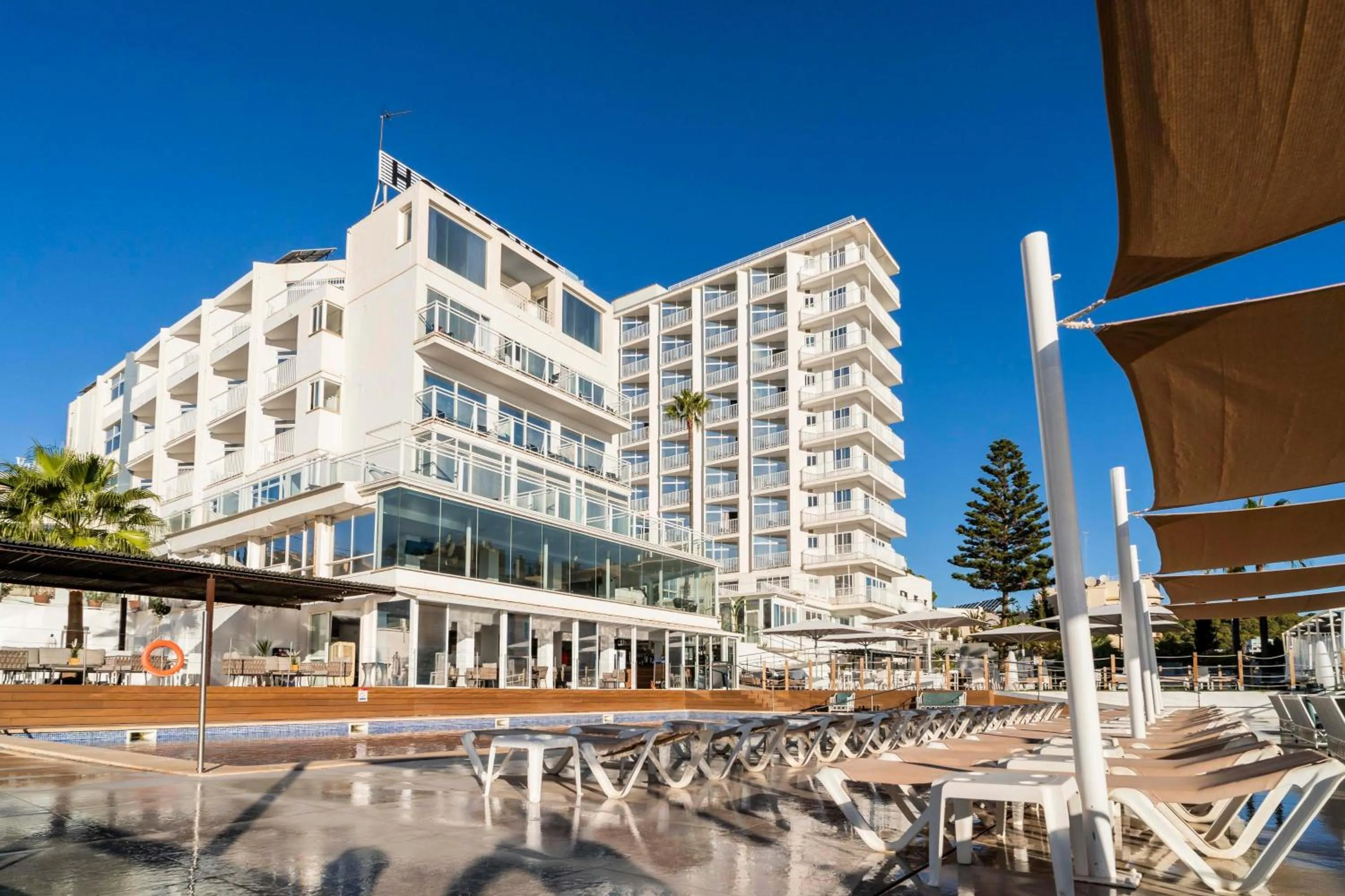 Property building in Hotel Amic Horizonte