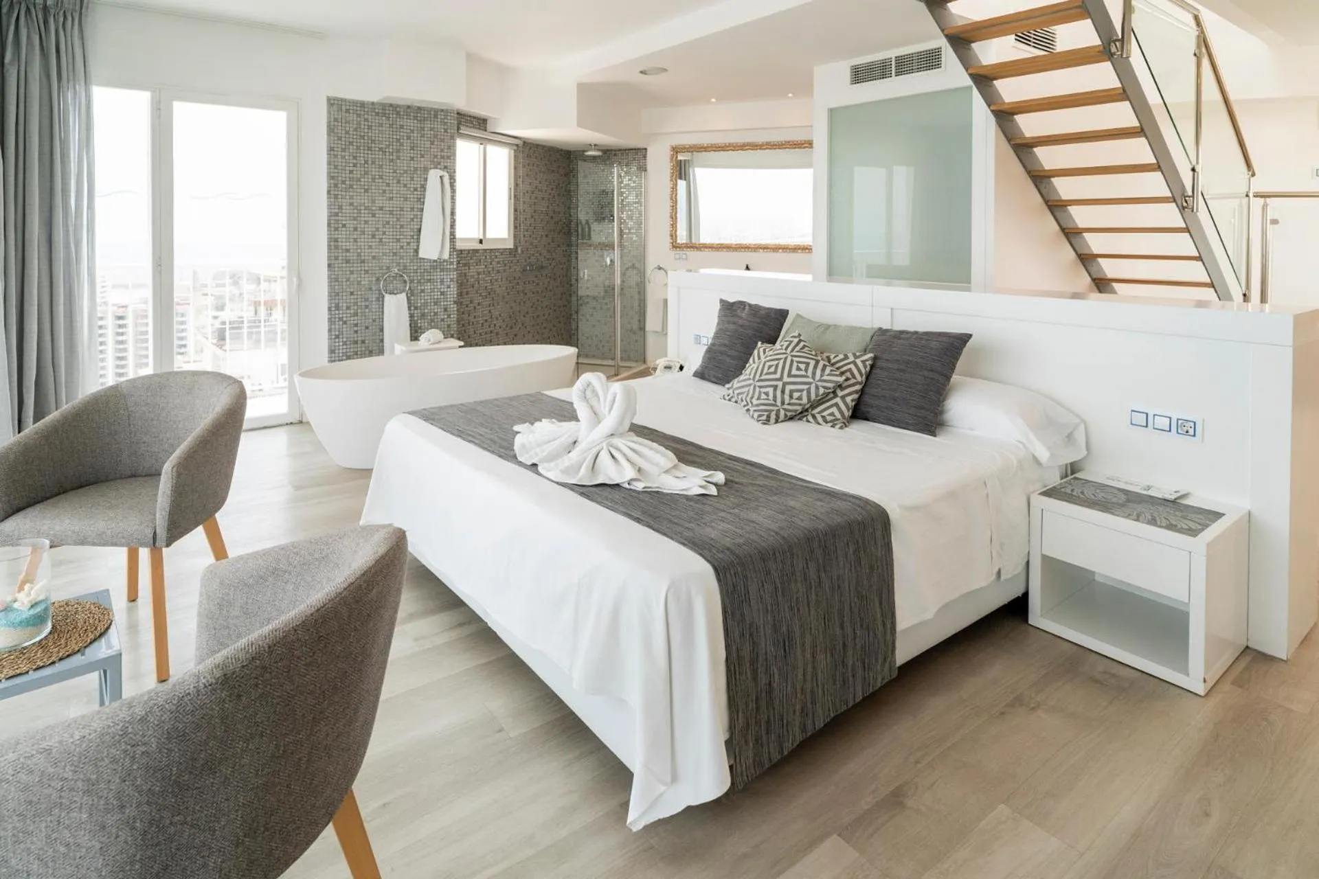 Photo of the whole room, Bed in Hotel Amic Horizonte