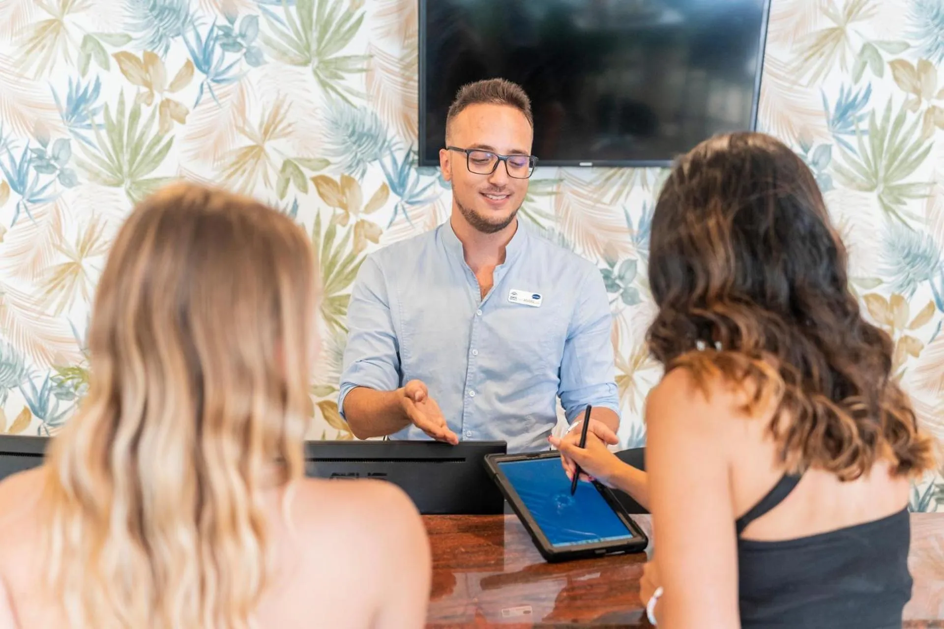 People in Hotel Amic Horizonte