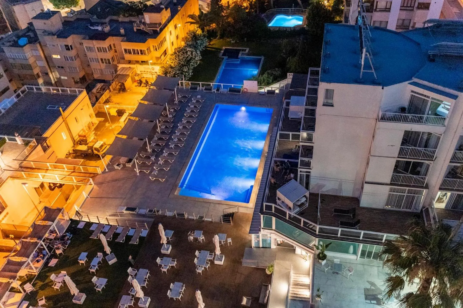 Swimming pool in Hotel Amic Horizonte