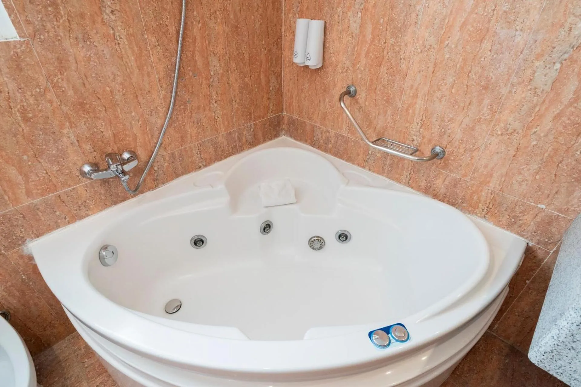 Bathroom in Hotel Amic Horizonte