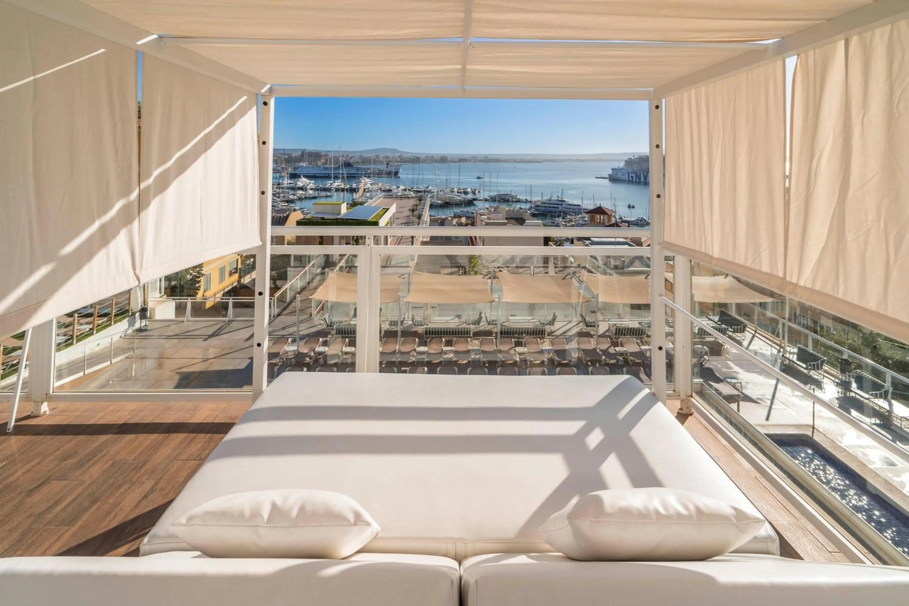 Photo of the whole room in Hotel Amic Horizonte