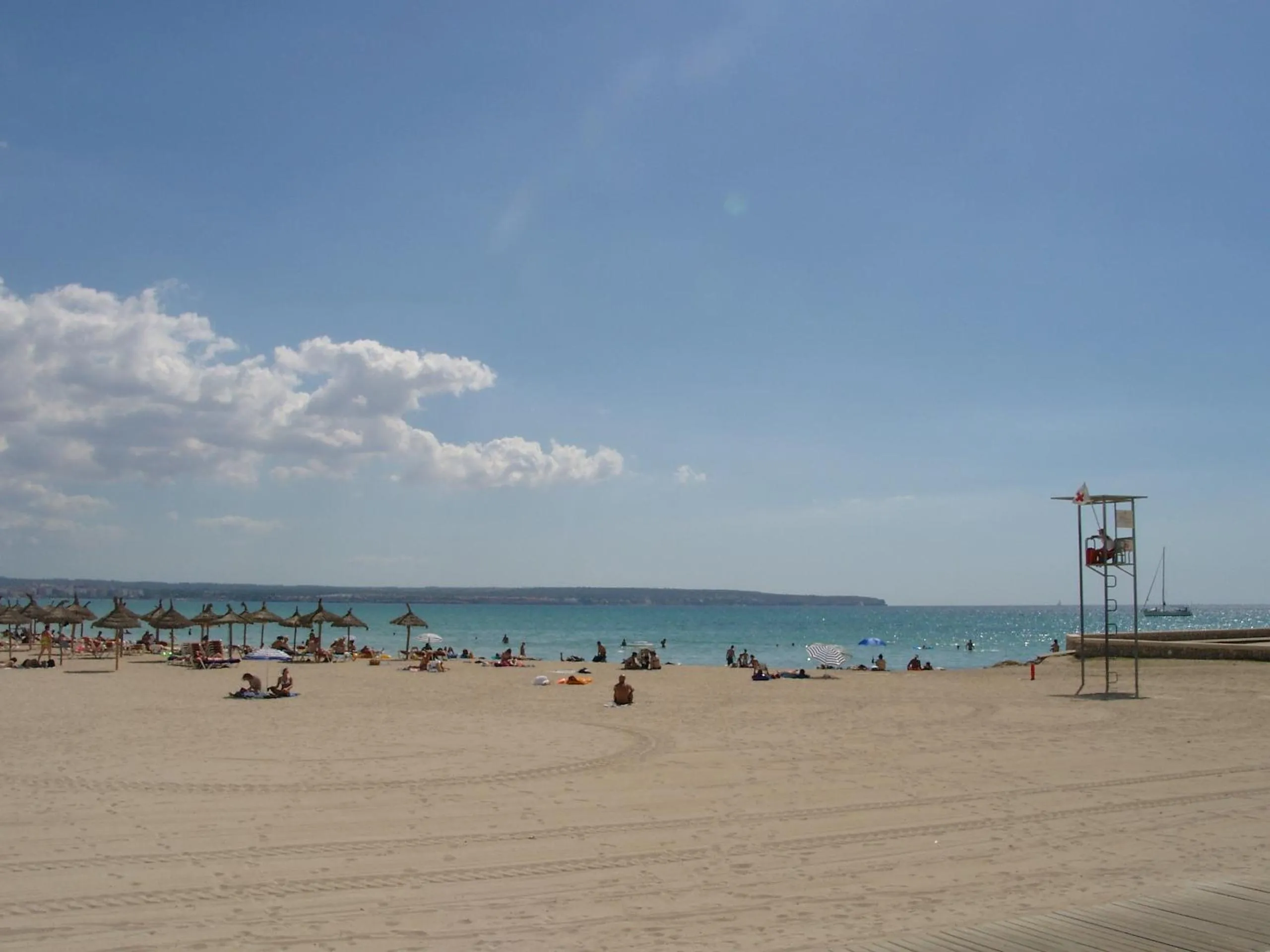 Beach in Hotel Amic Miraflores