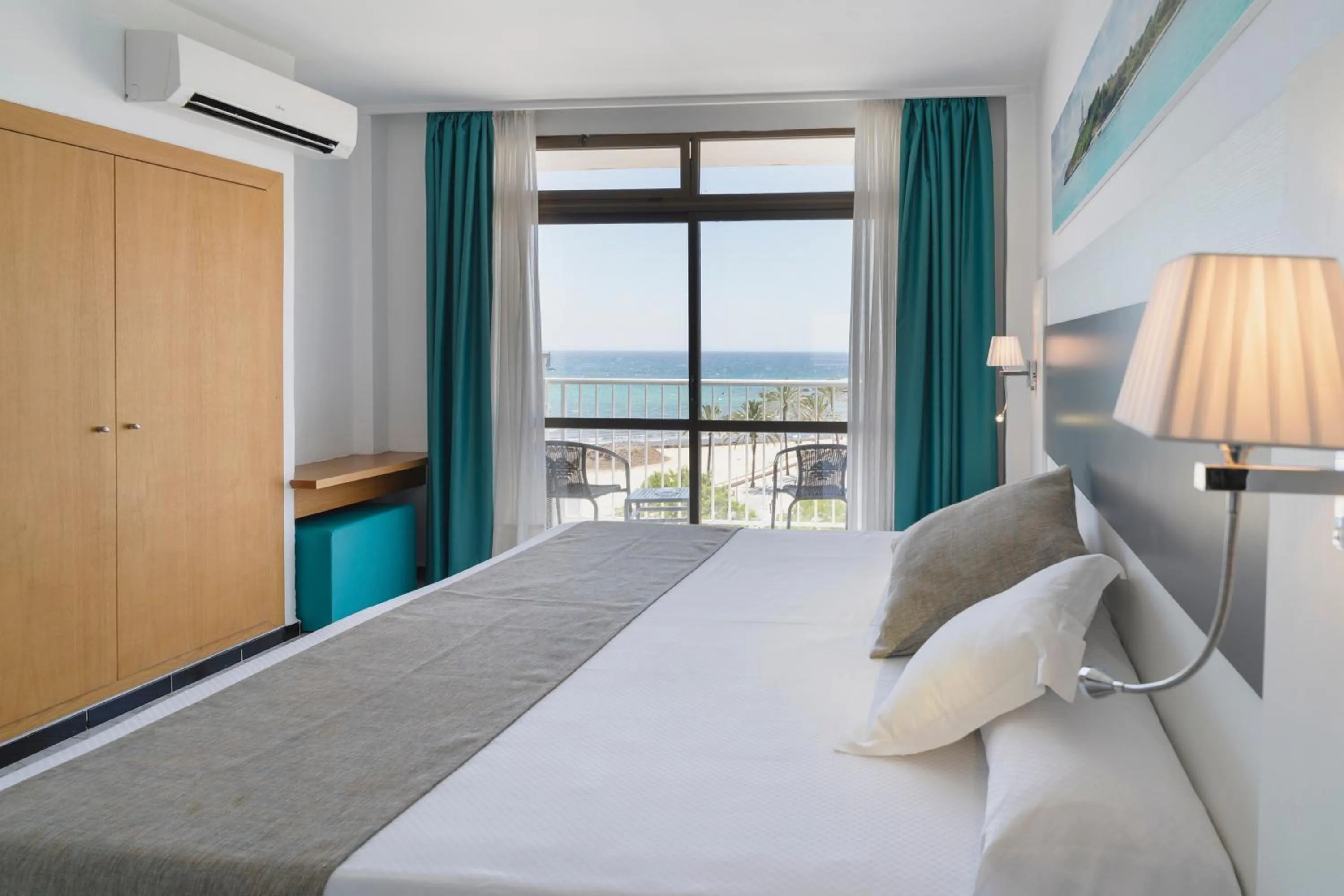 Bed in Hotel Amic Miraflores