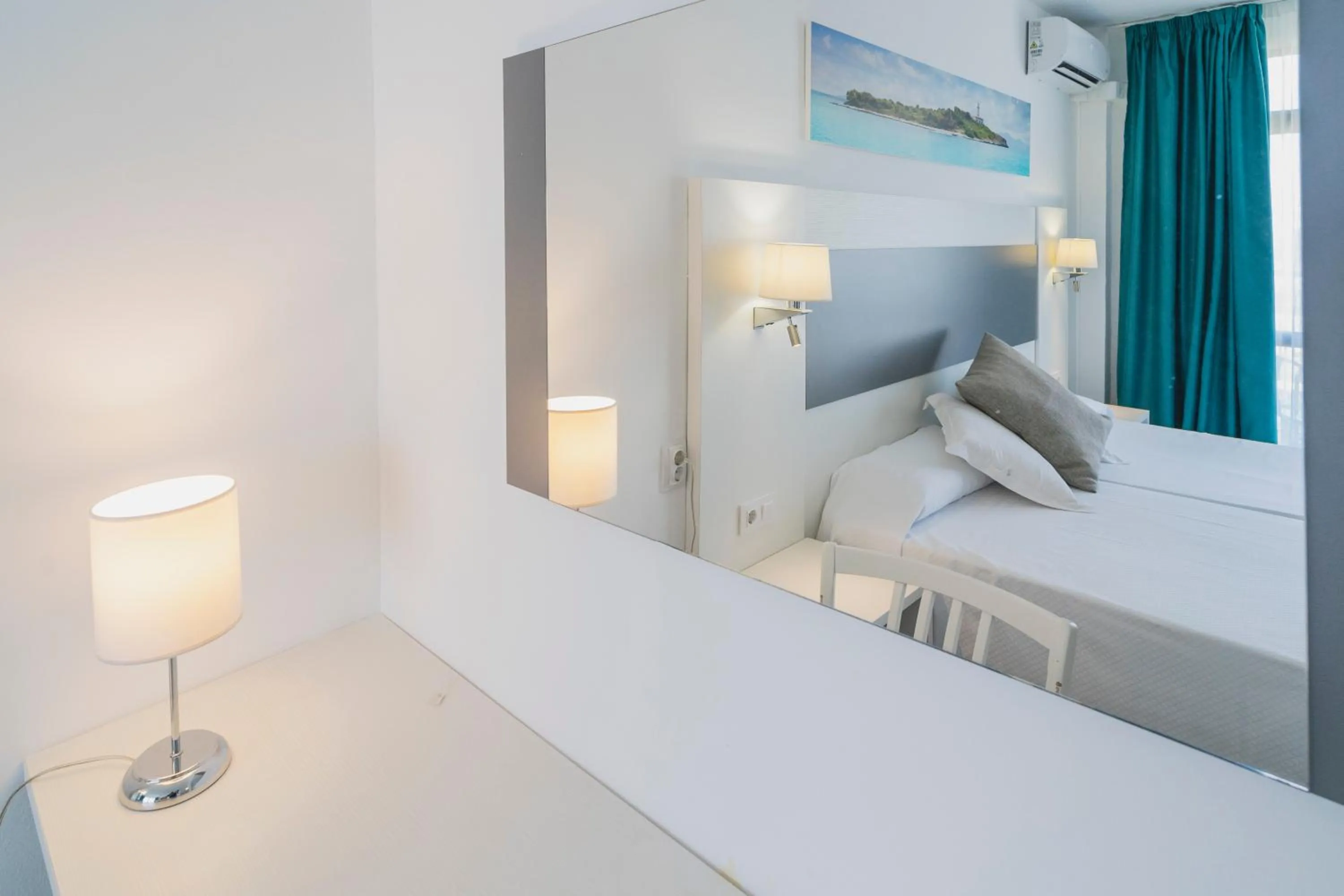 Bed in Hotel Amic Miraflores