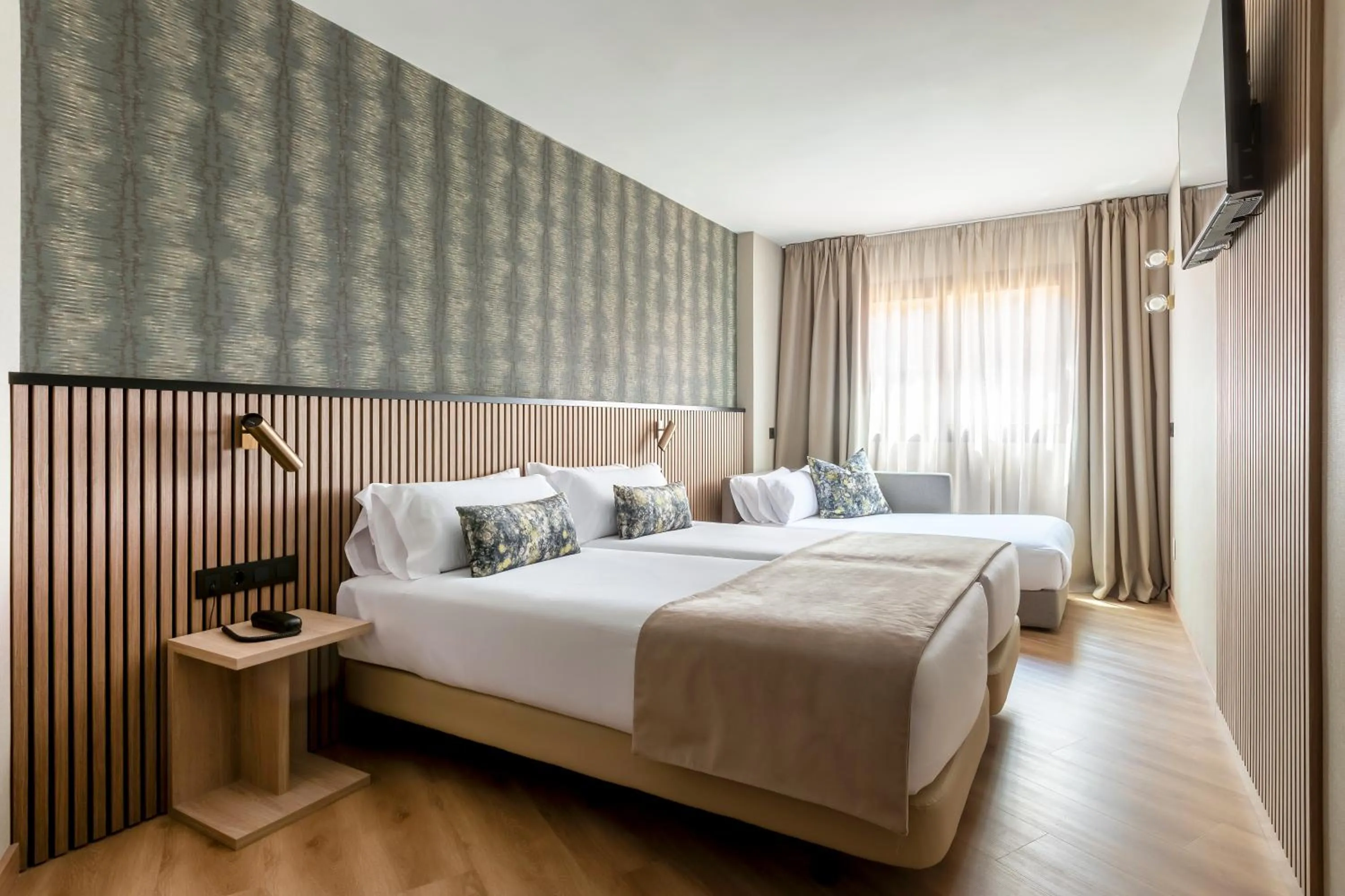 Bedroom, Bed in Acta Pirámides