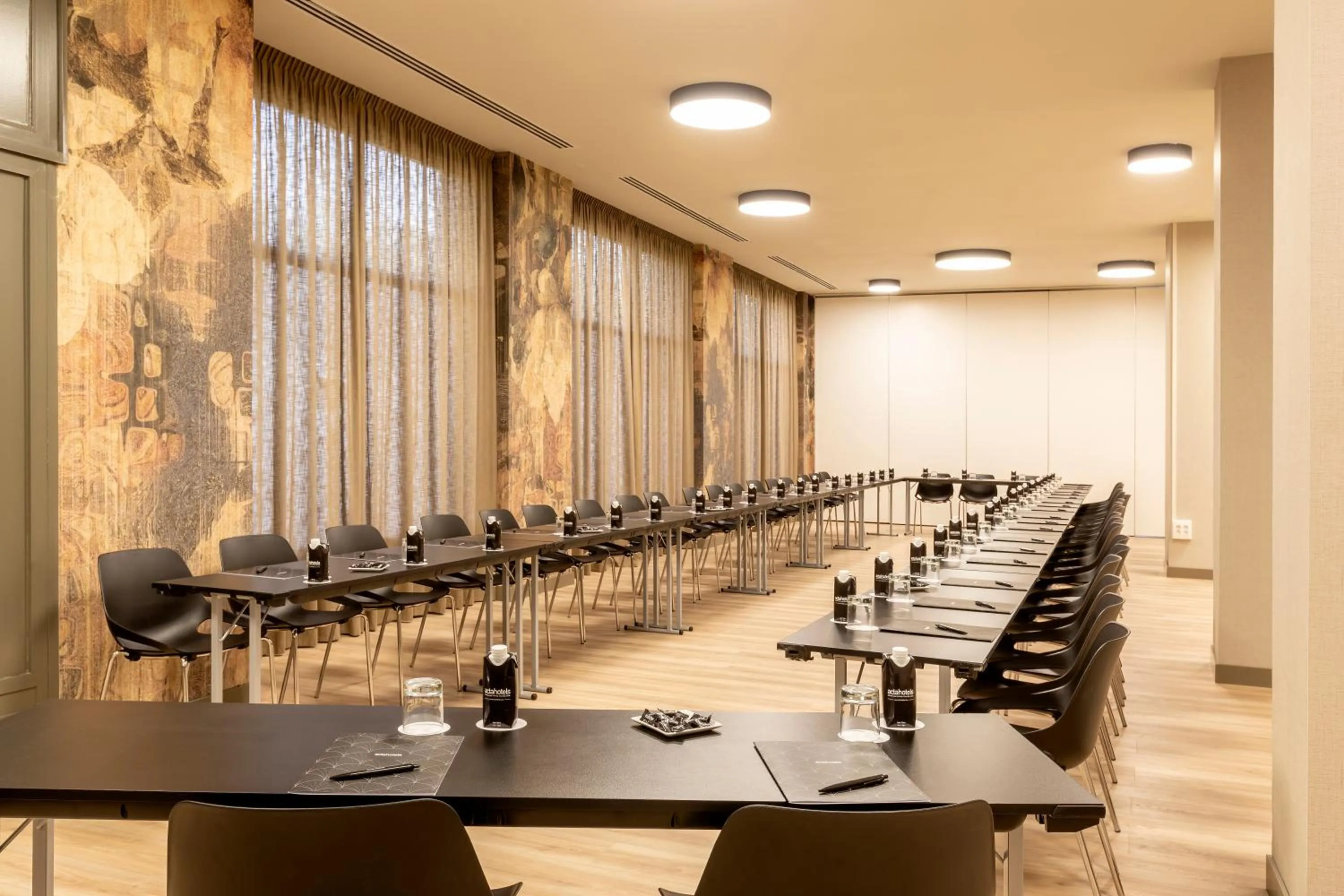 Meeting/conference room in Acta Pirámides