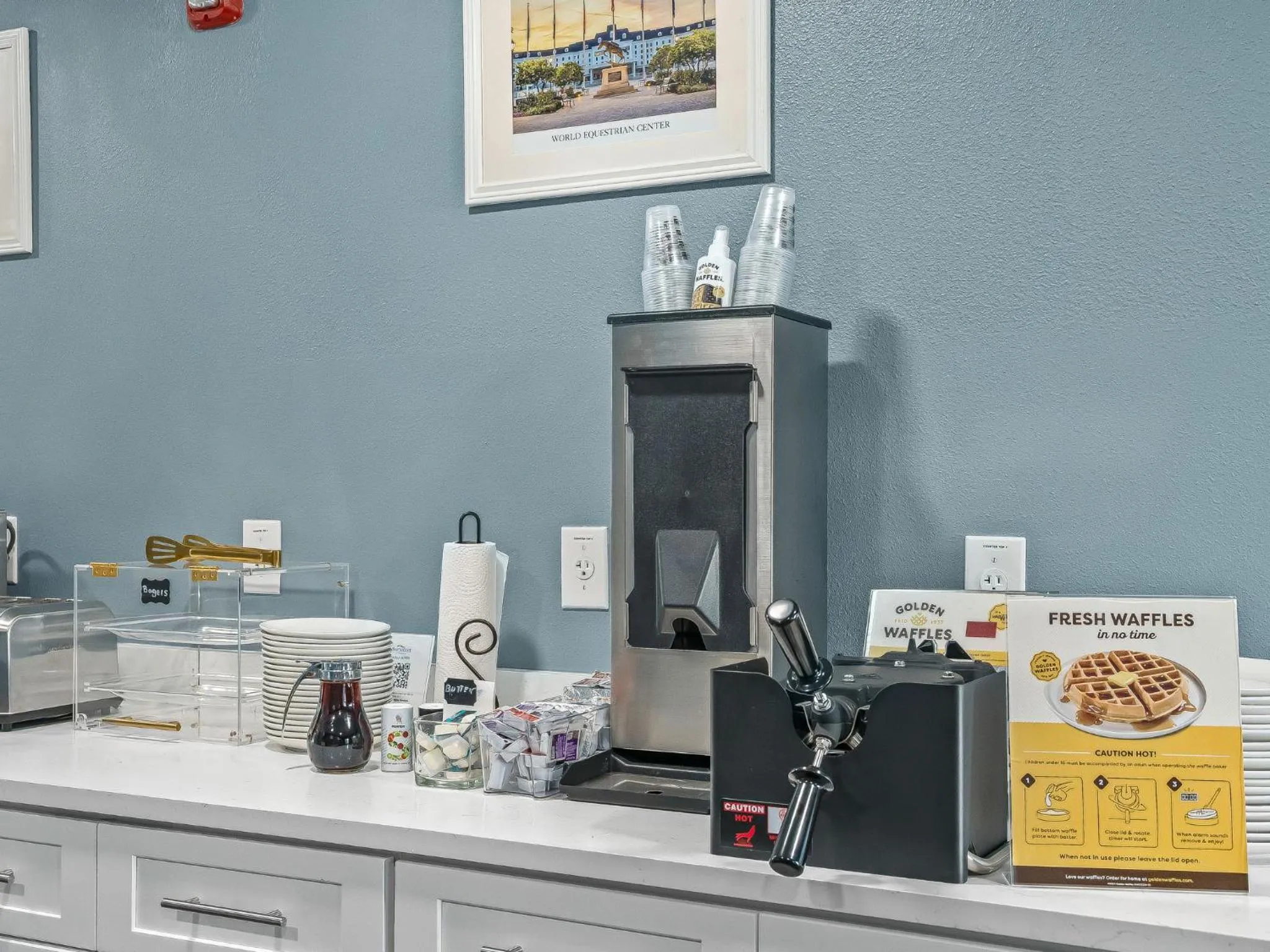 Continental breakfast in Baymont by Wyndham Ocala Suites