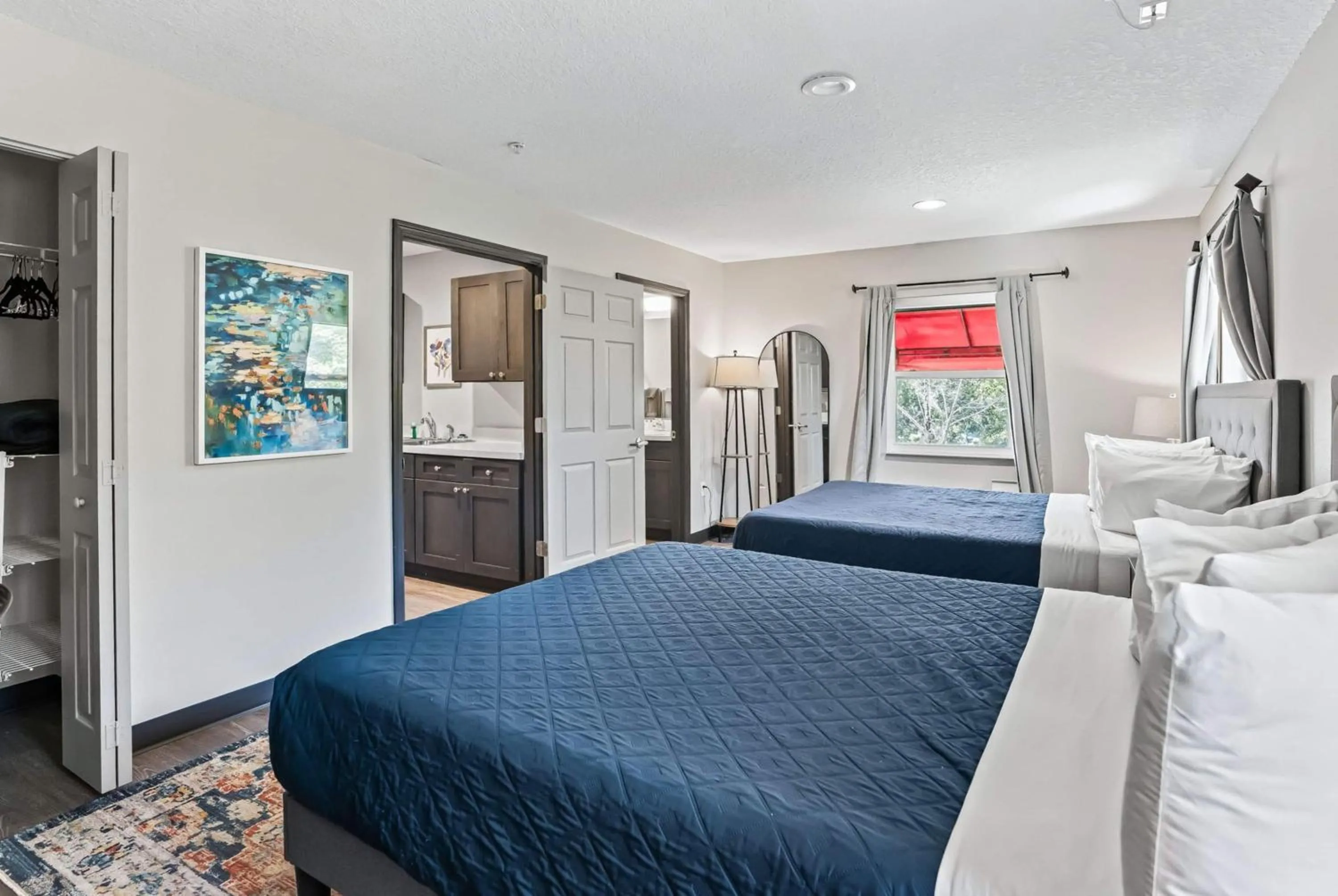 Photo of the whole room, Bed in Baymont by Wyndham Ocala Suites