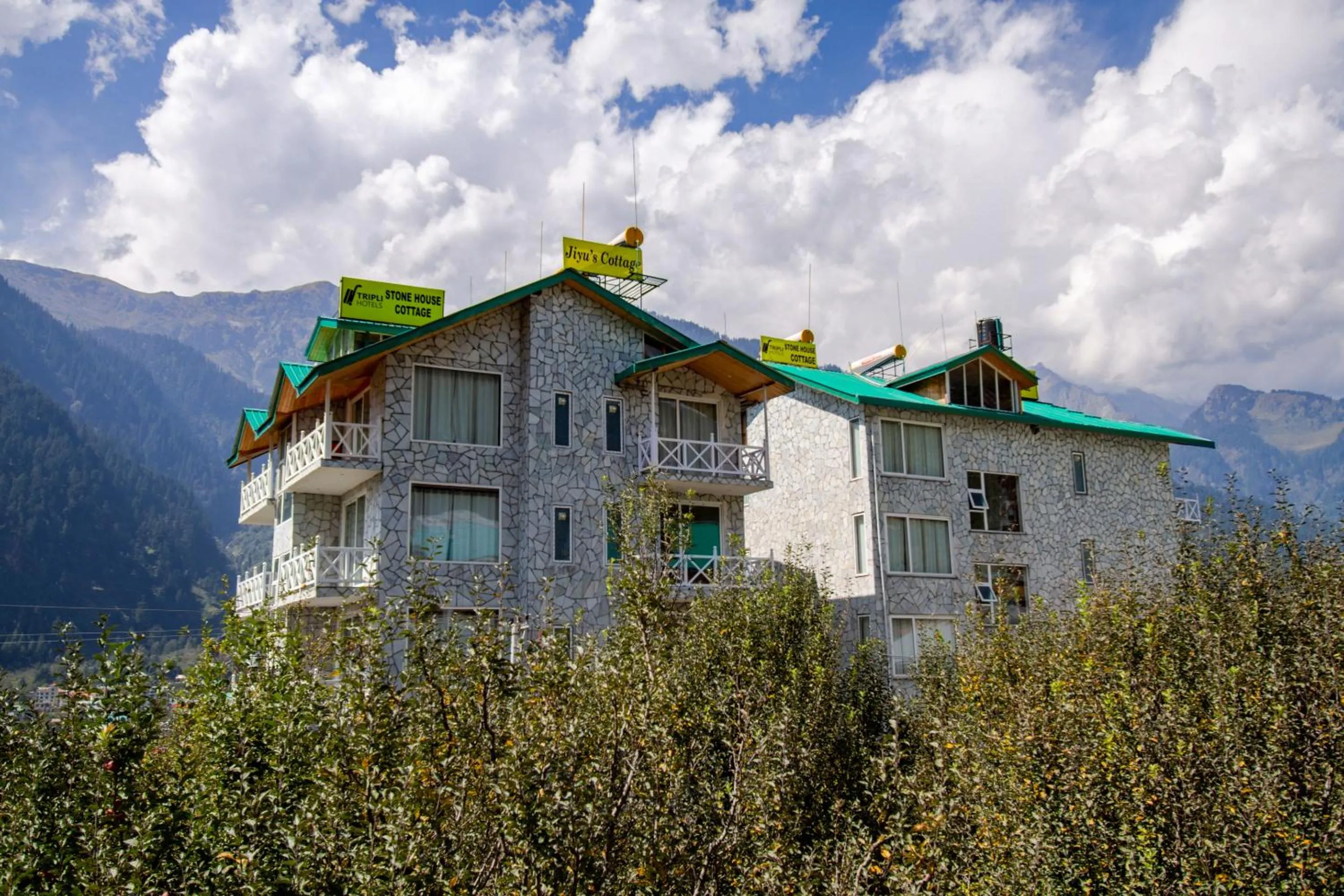 Property building in Tripli Hotels Stone House Cottage