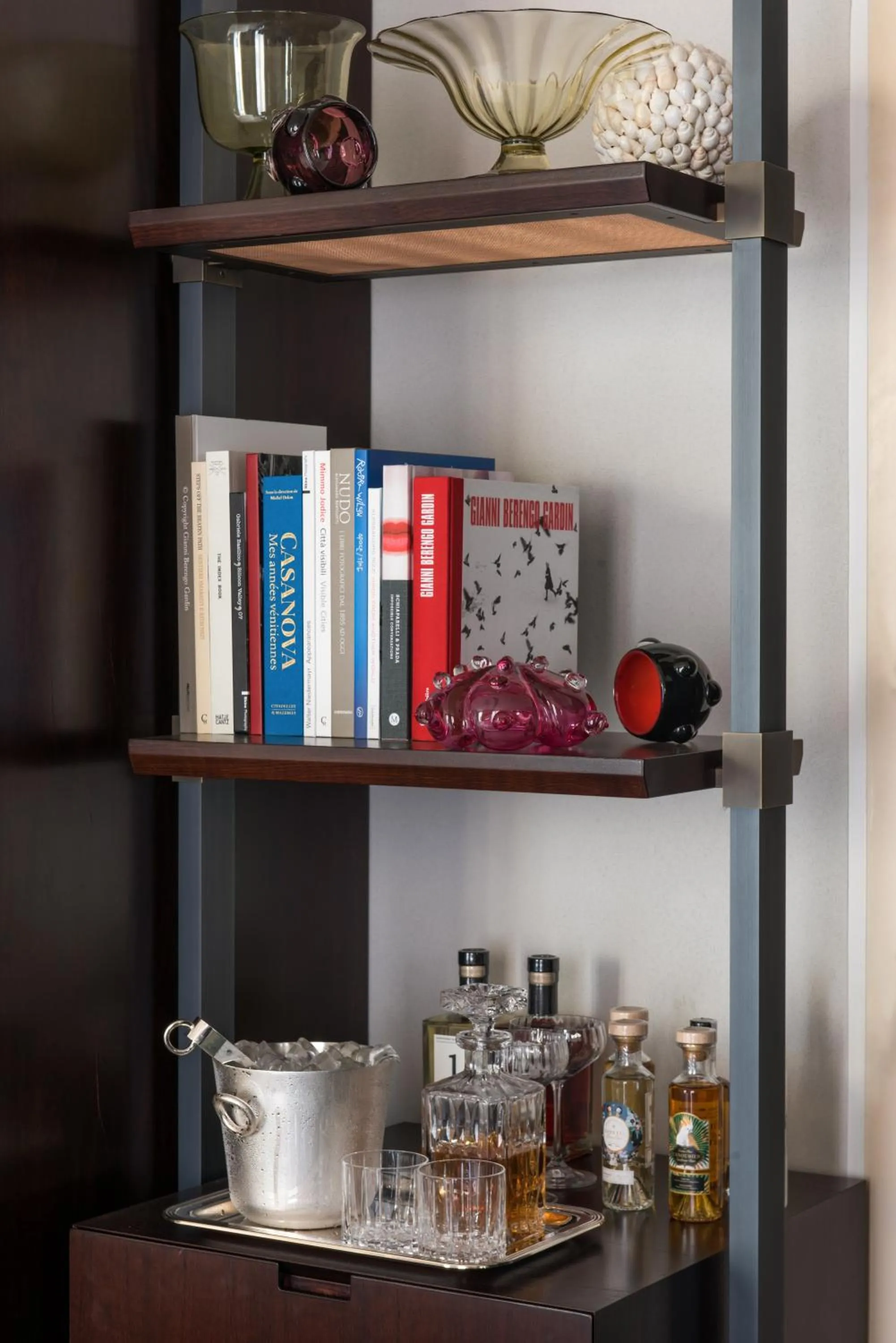 Decorative detail in Nolinski Venezia - Evok Collection