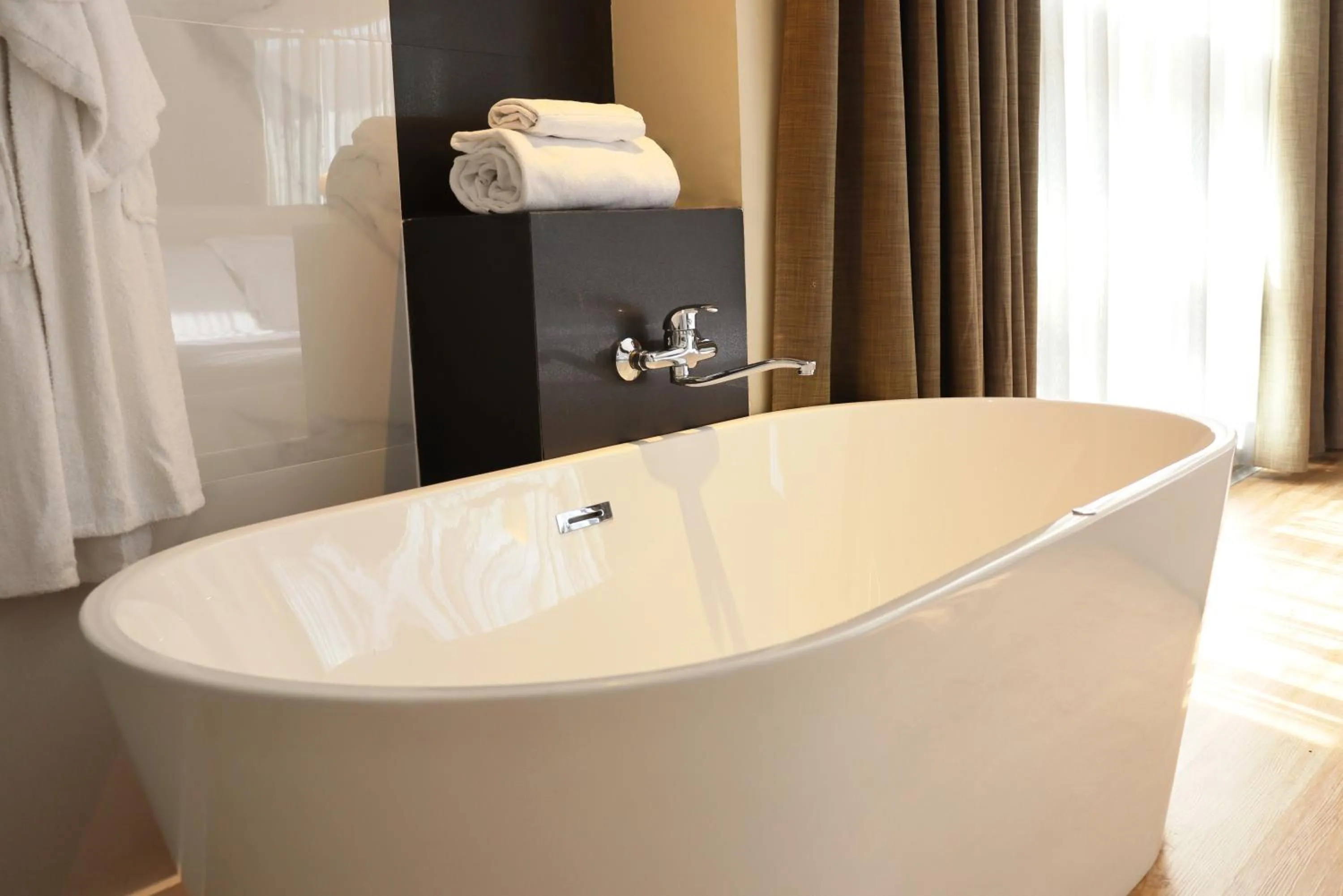 Hot Tub in Eurohotel Diagonal Port