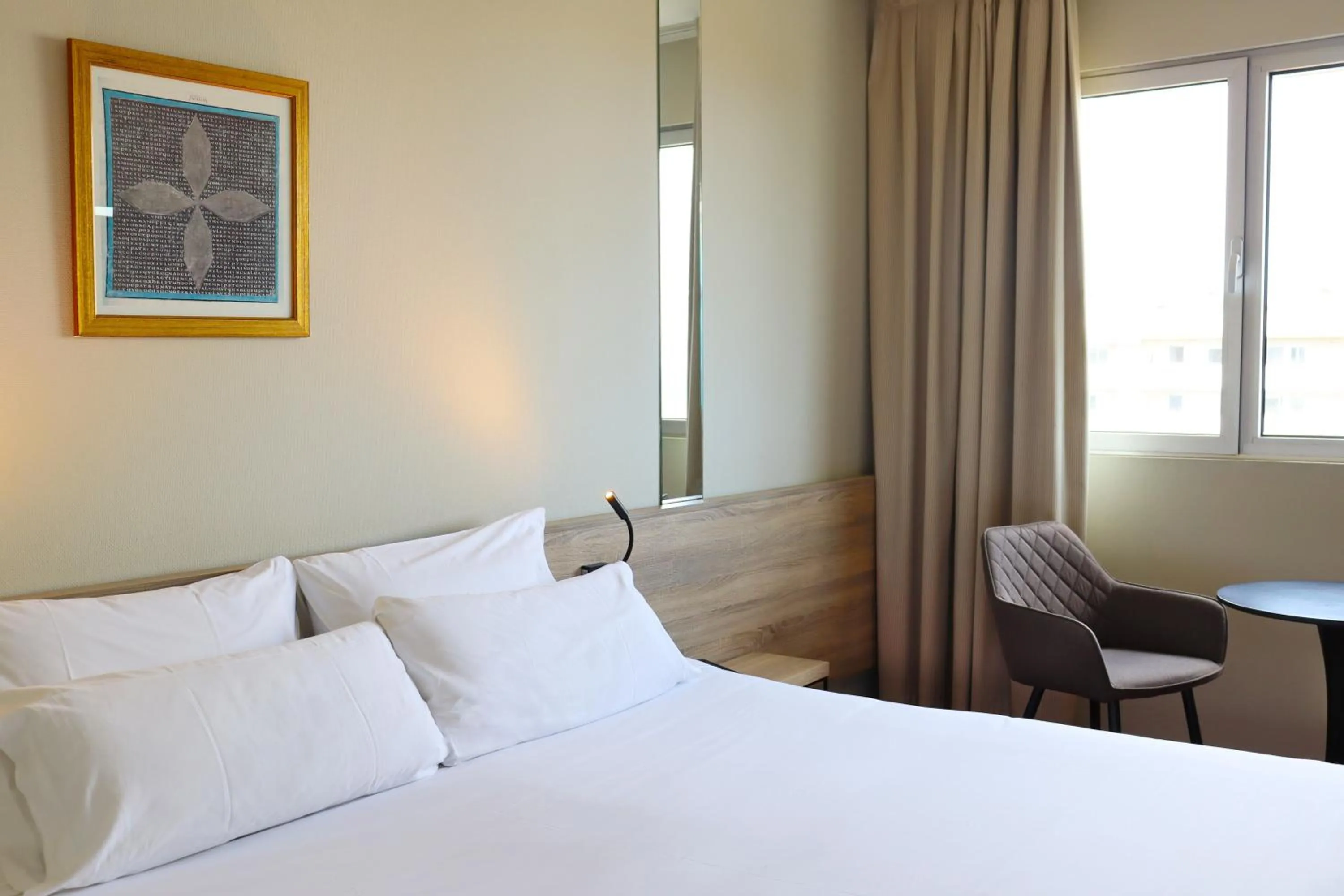 Decorative detail, Bed in Eurohotel Diagonal Port