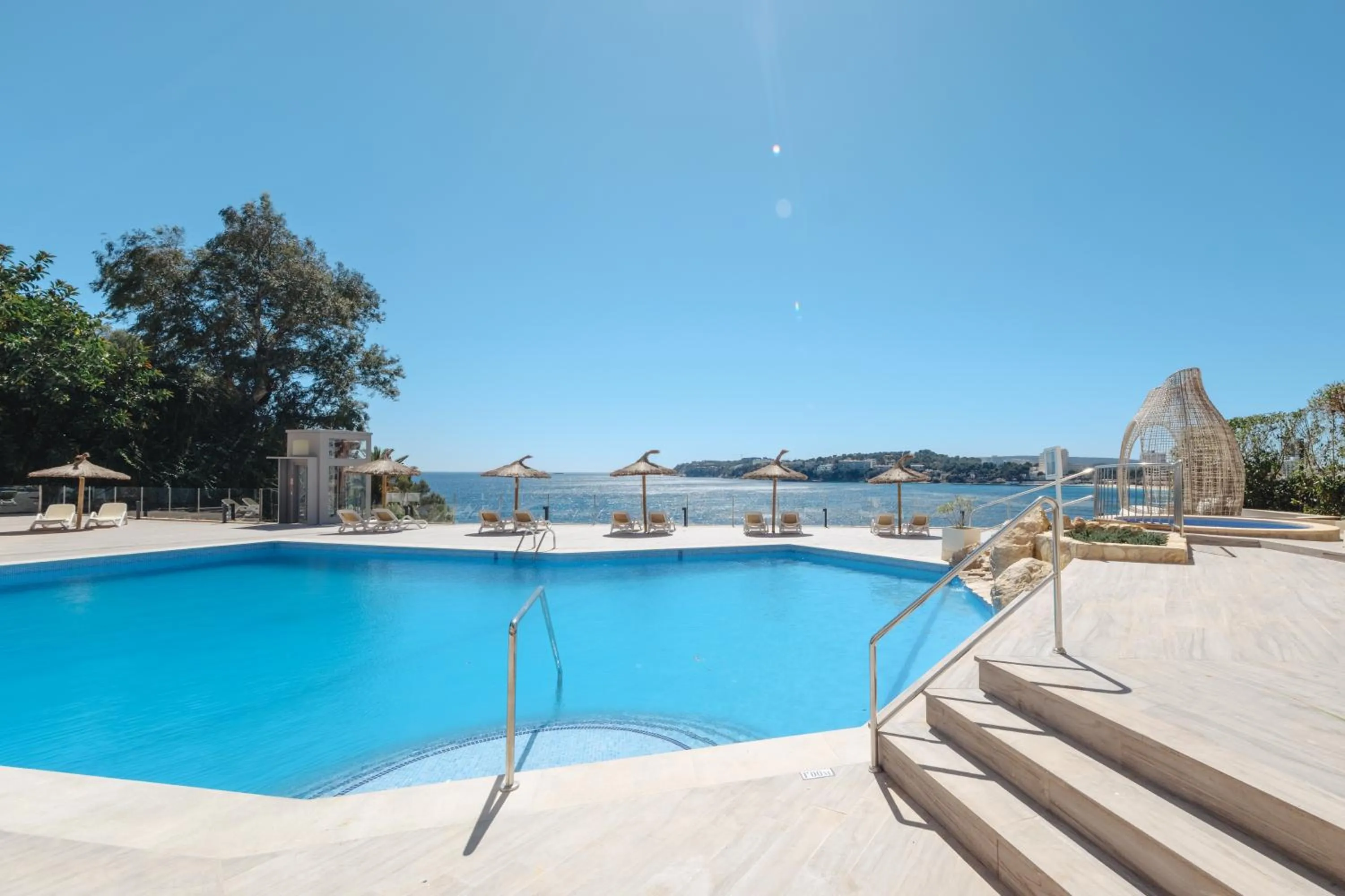 Day in Bahia Principe Sunlight Coral Playa - Adults Only