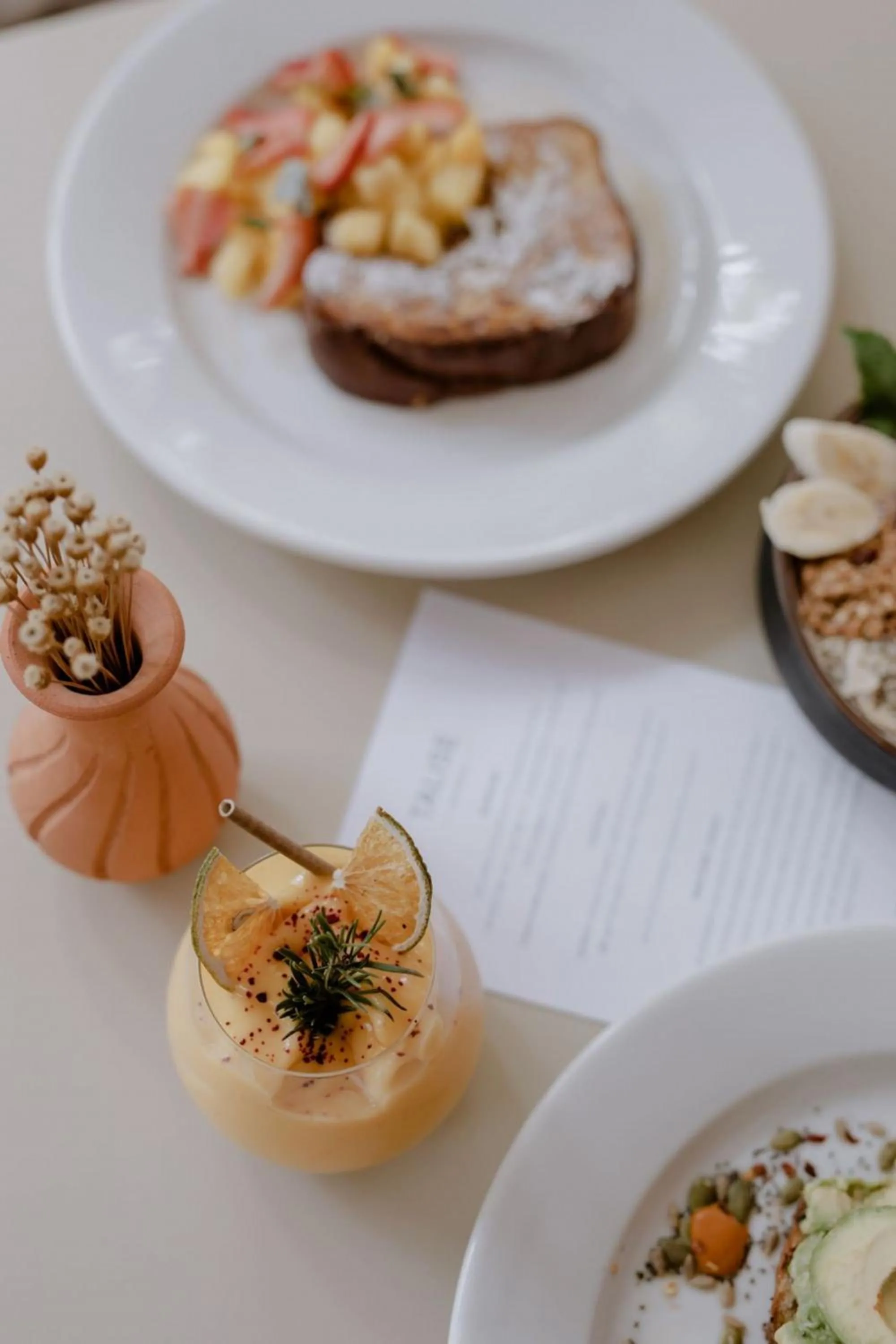 Breakfast in Sendero Hotel