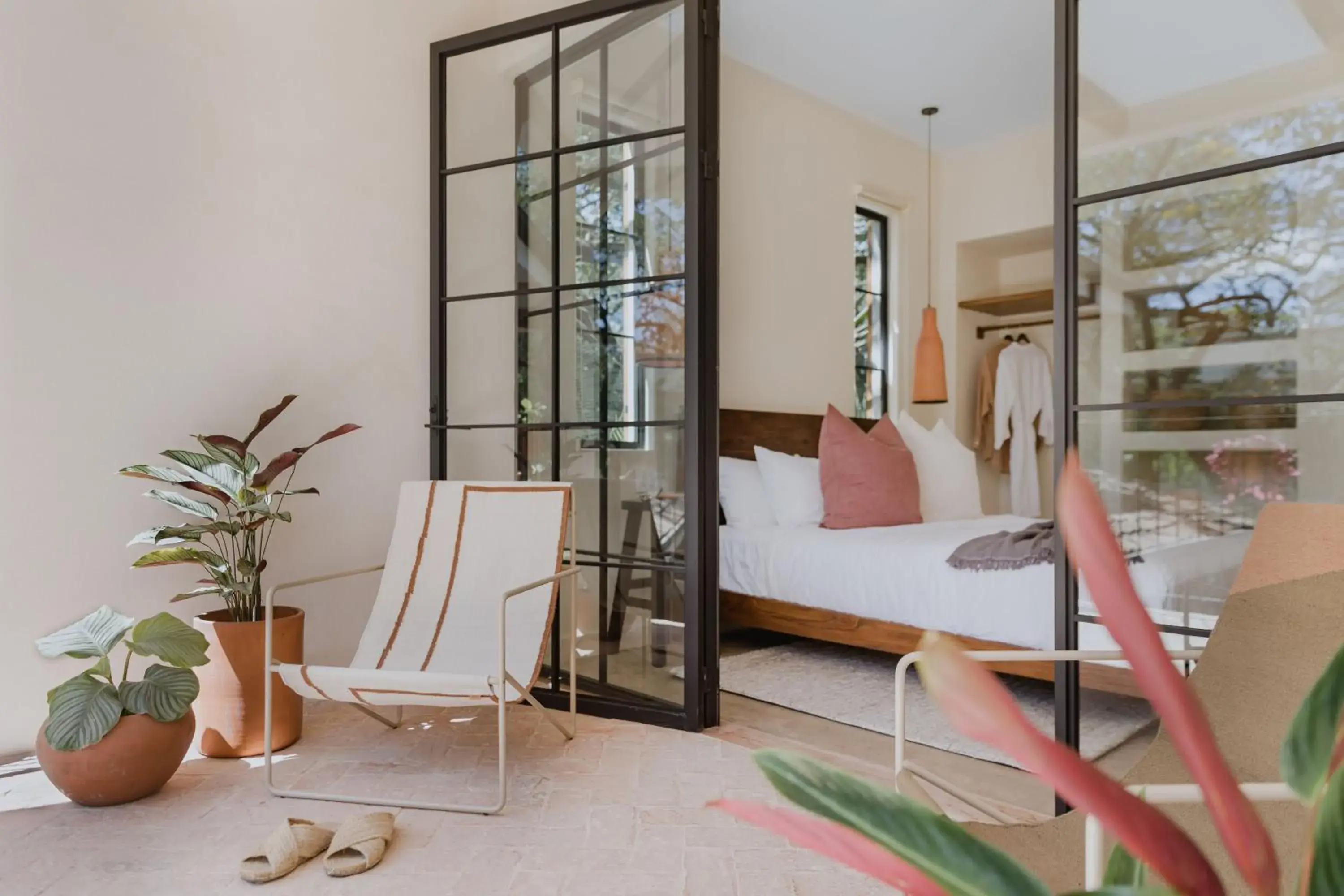 Deluxe Queen Room in Sendero Hotel Deluxe Queen Room in Sendero Hotel