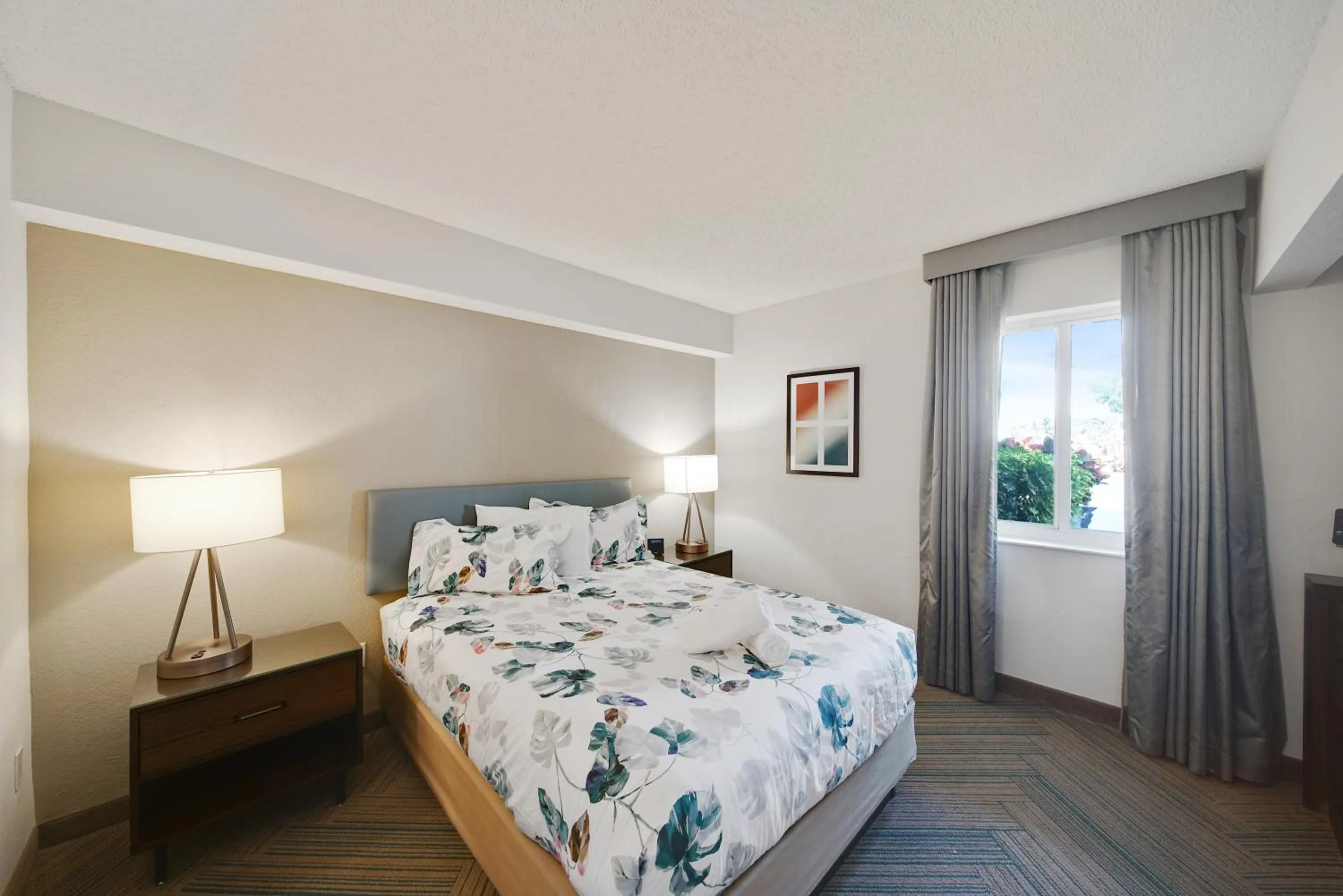 Bedroom in The Malone