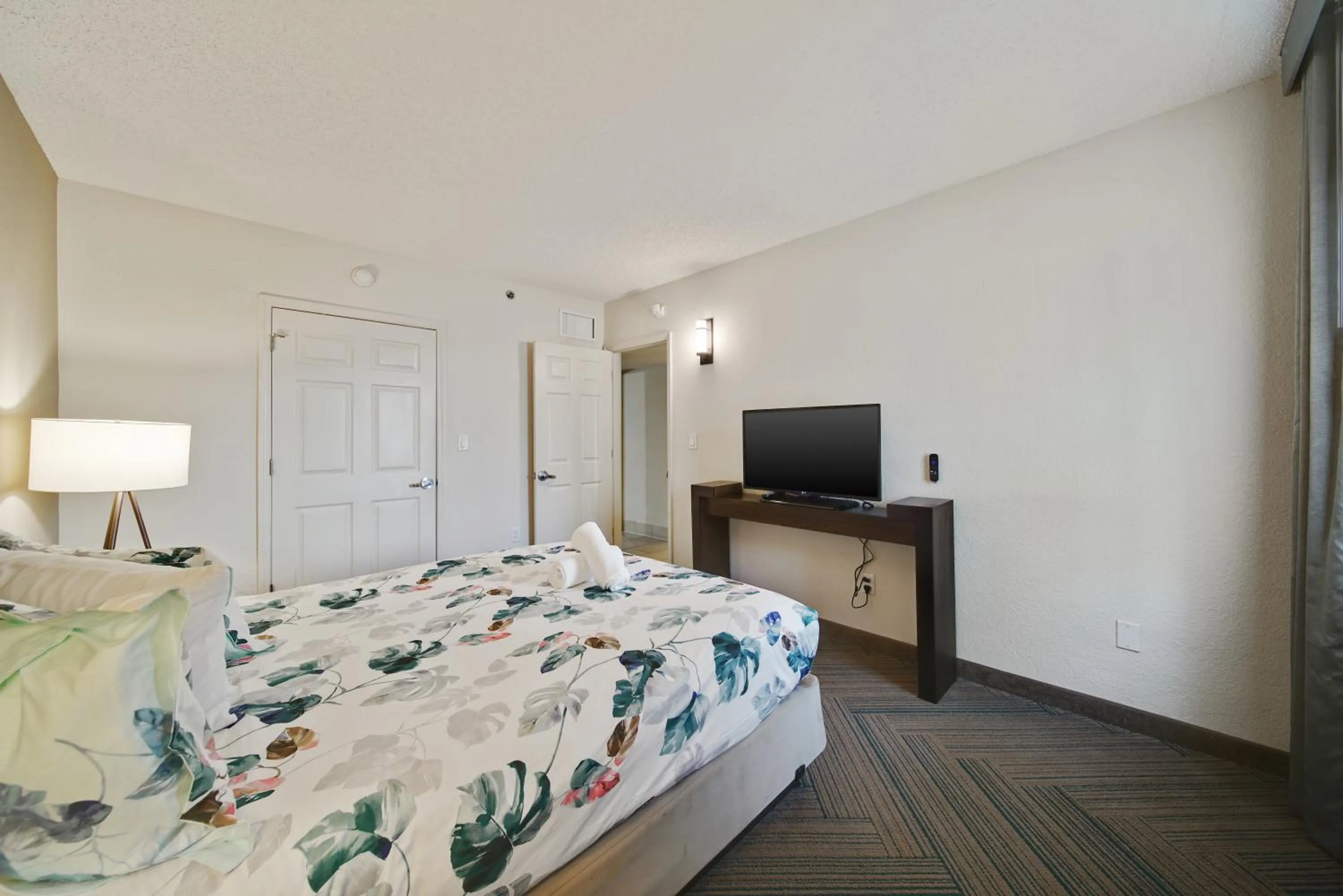 Bedroom in The Malone