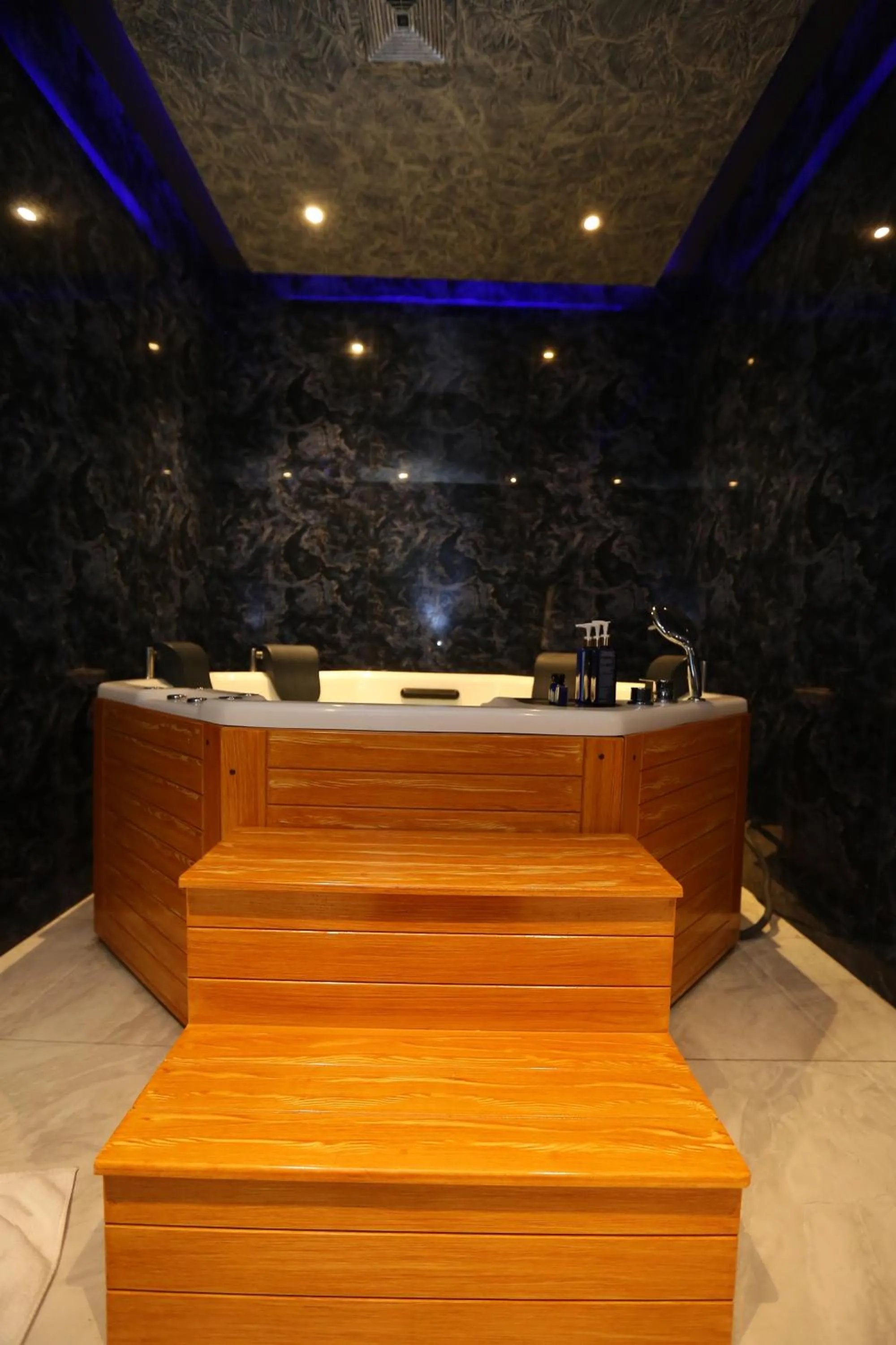 The Orchard Hotel Lahore